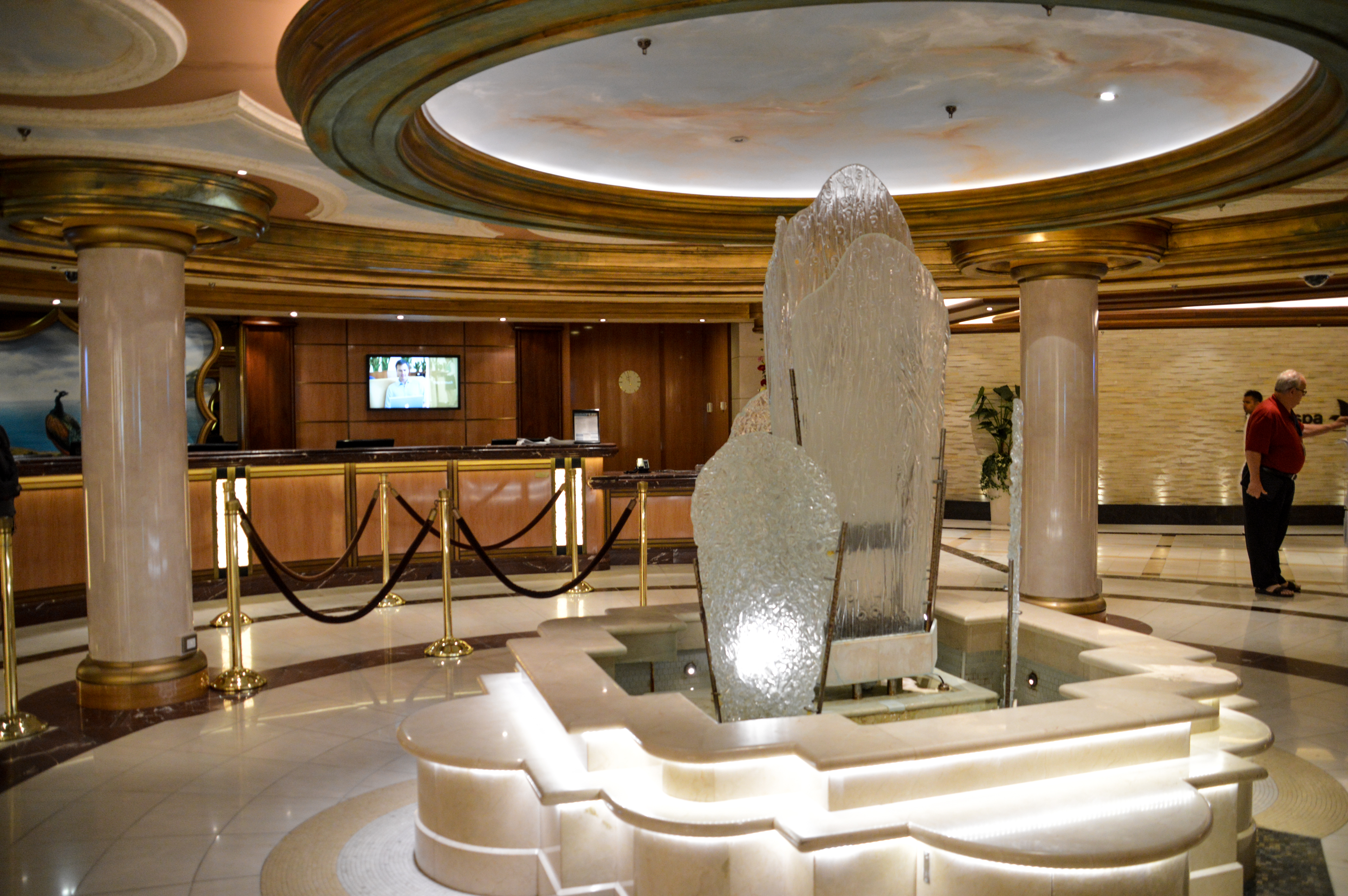 Guest Services (pont 5)