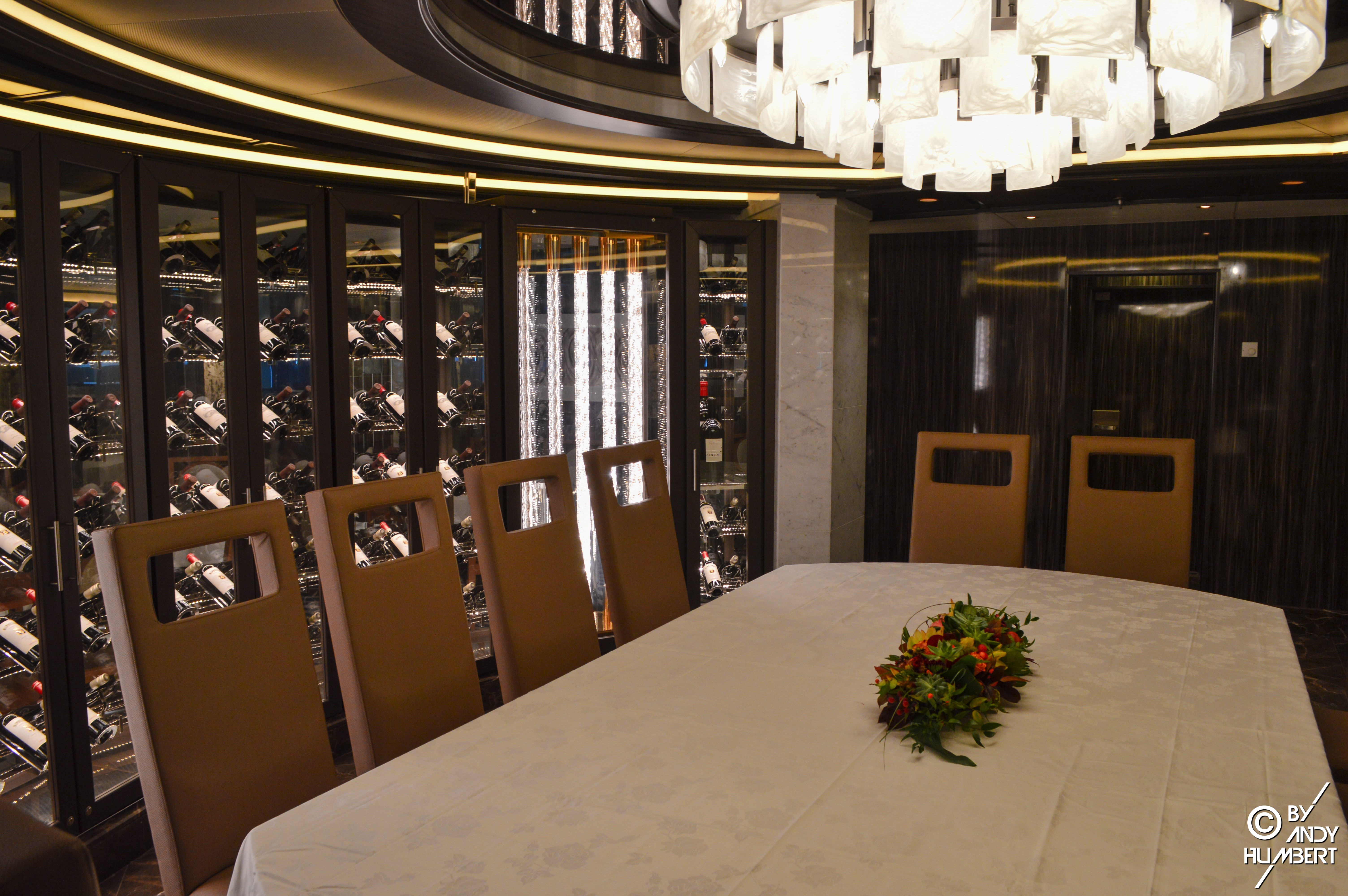 Soleil Dining Room (pont 5 Plaza)