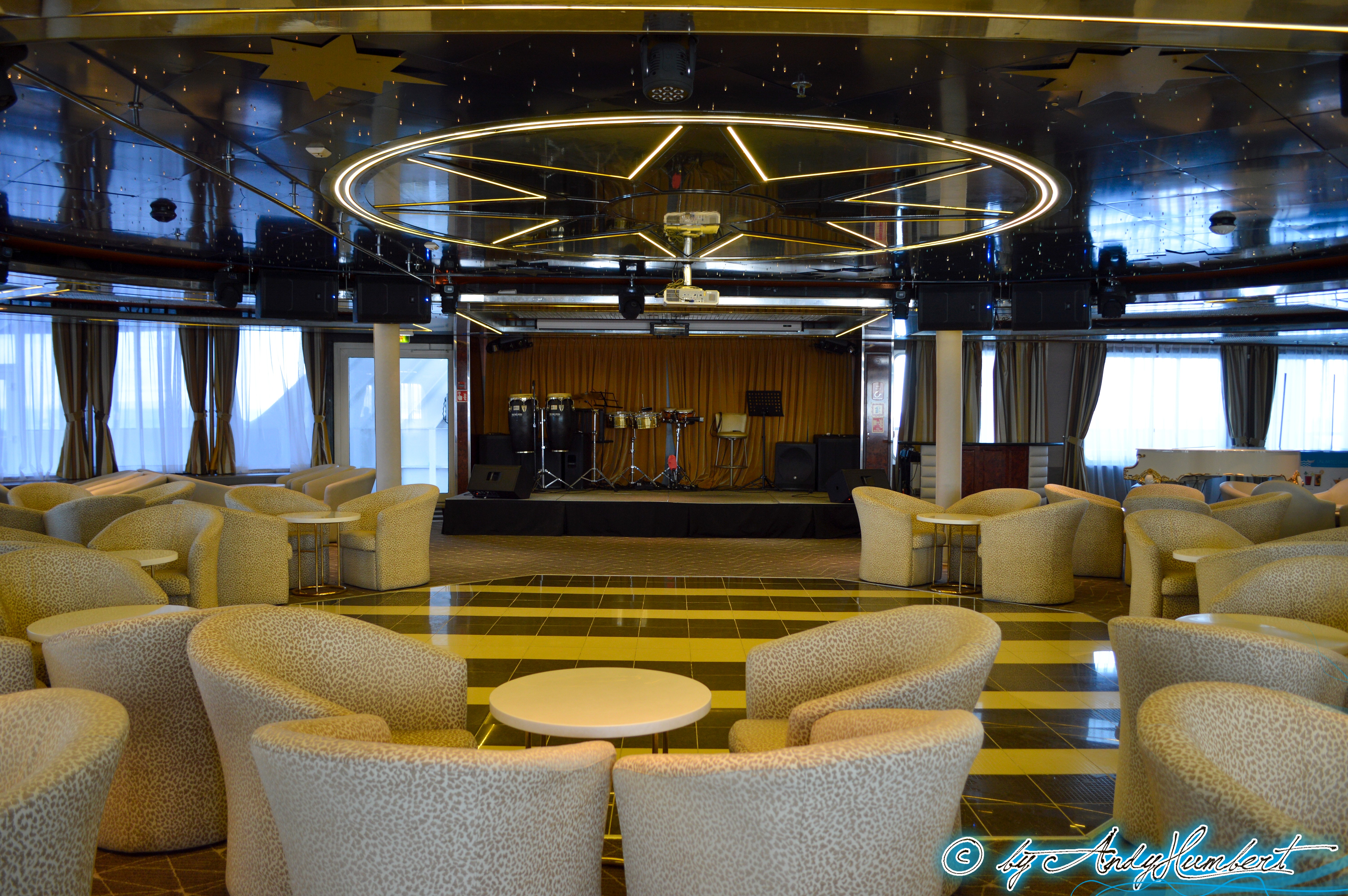 Selene Lounge (pont 5 Dionyssos)