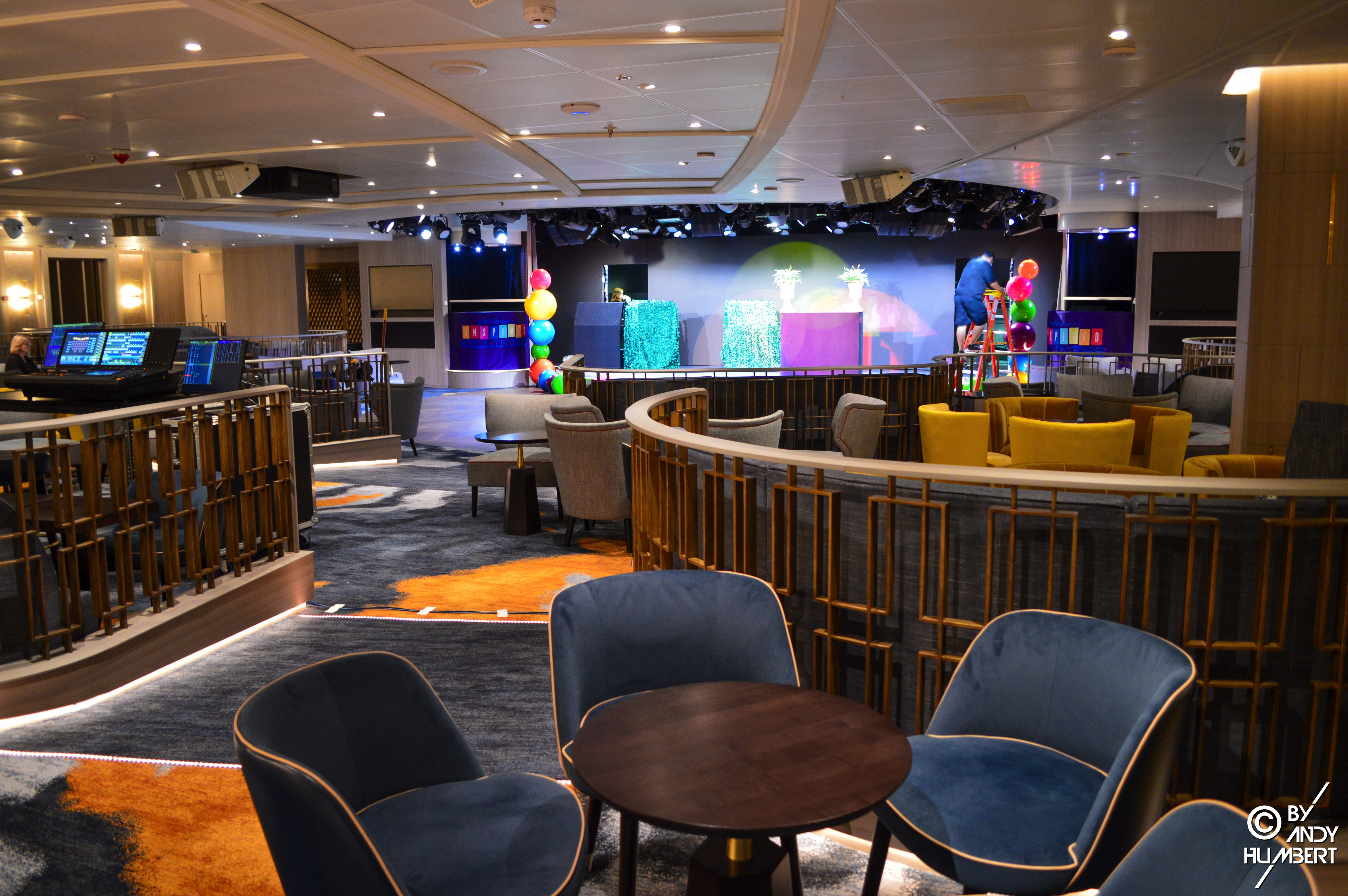 Vista Lounge (pont 7 Promenade)
