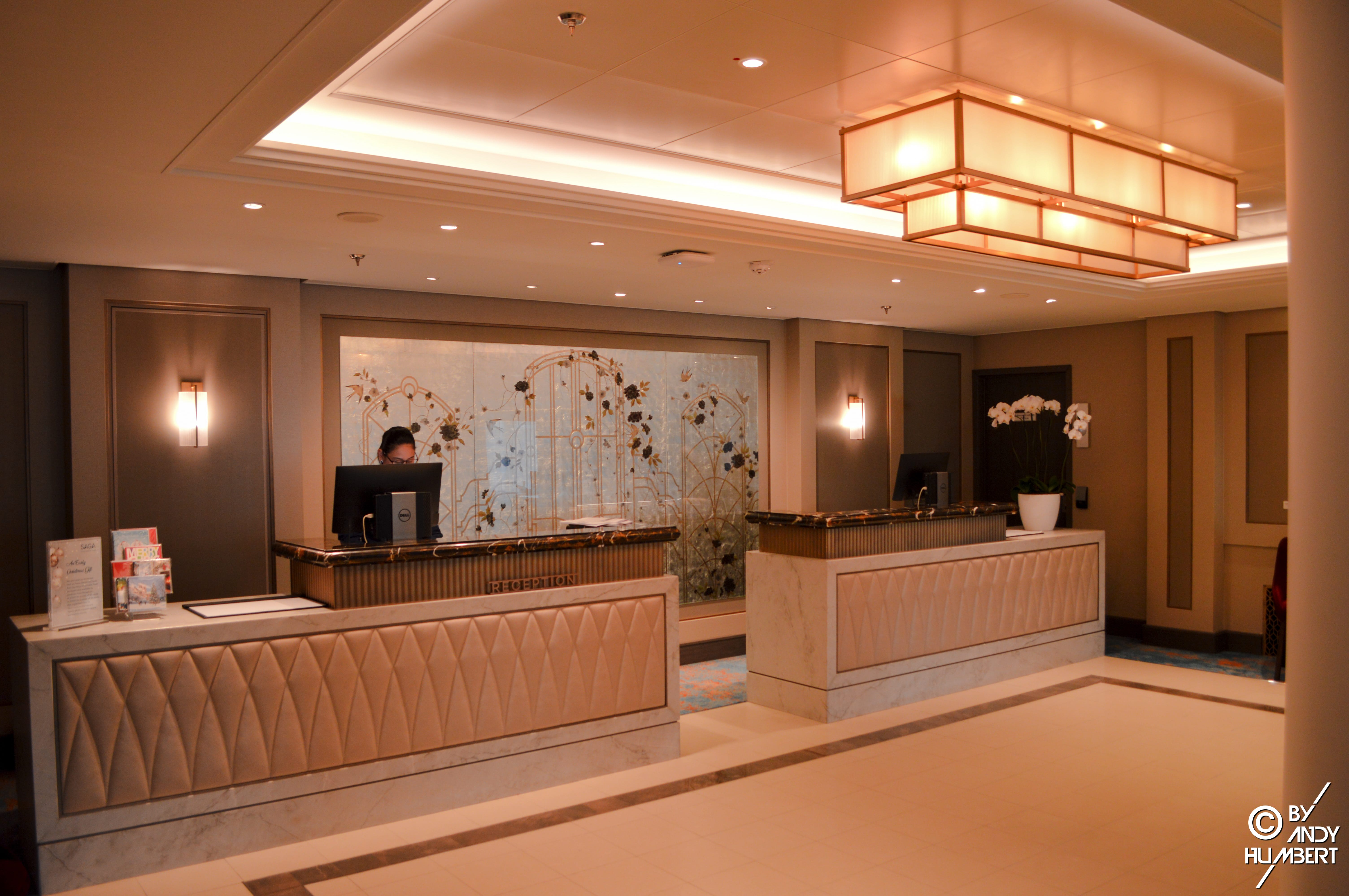 Reception (Main deck)
