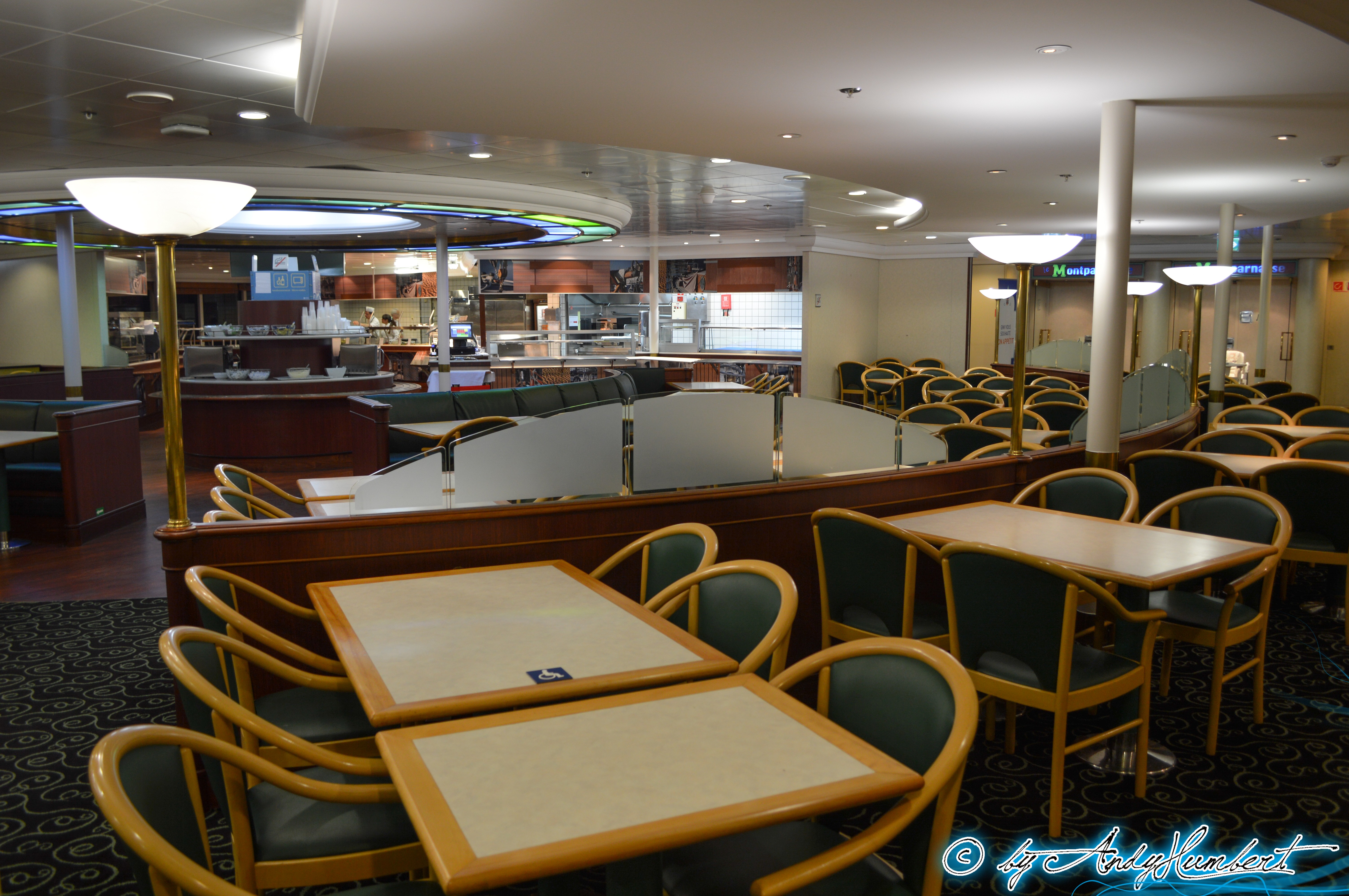Self Service Le Surf (pont 9)