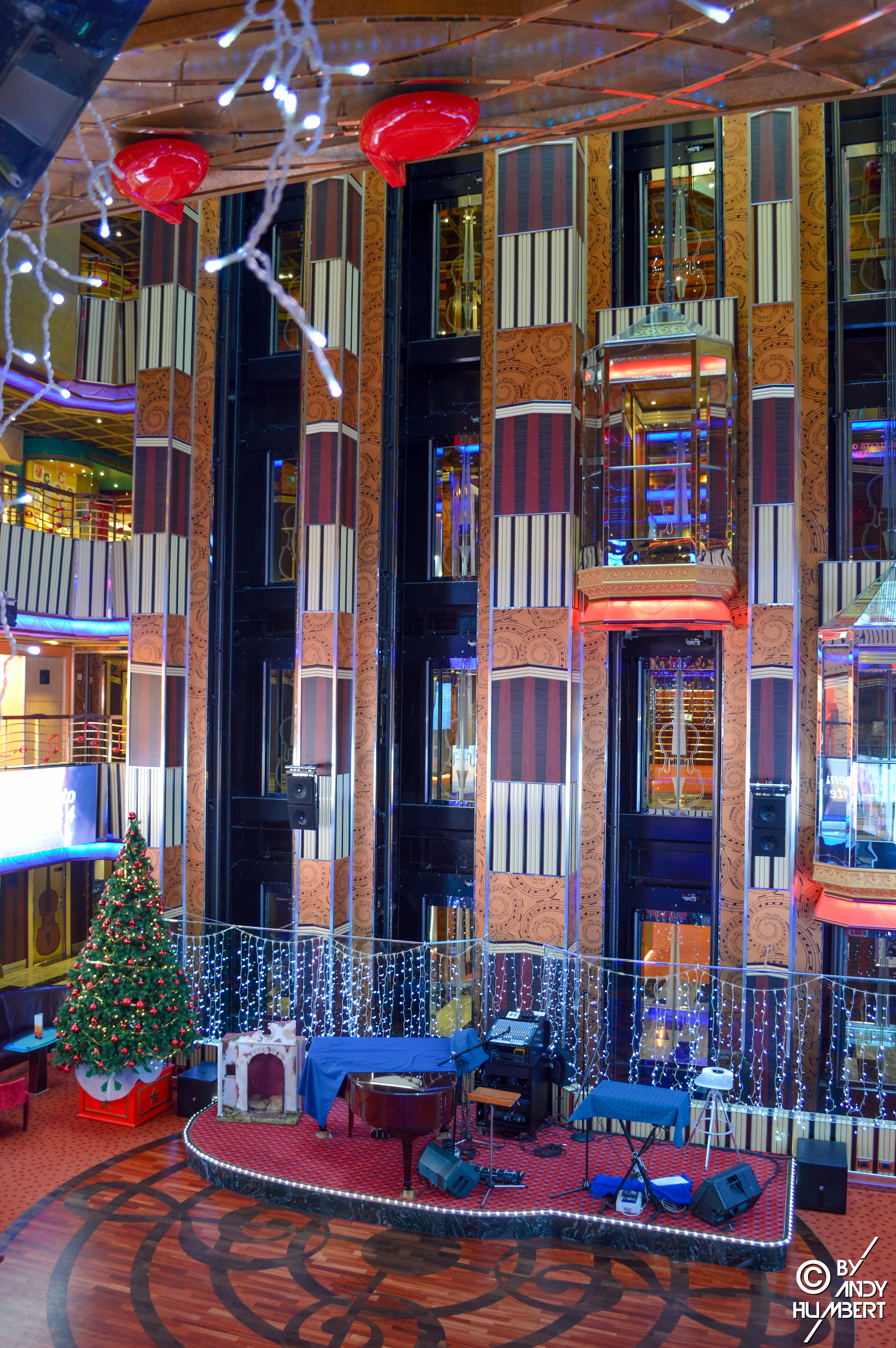 Atrium Welcome (ponts 3 à 12)