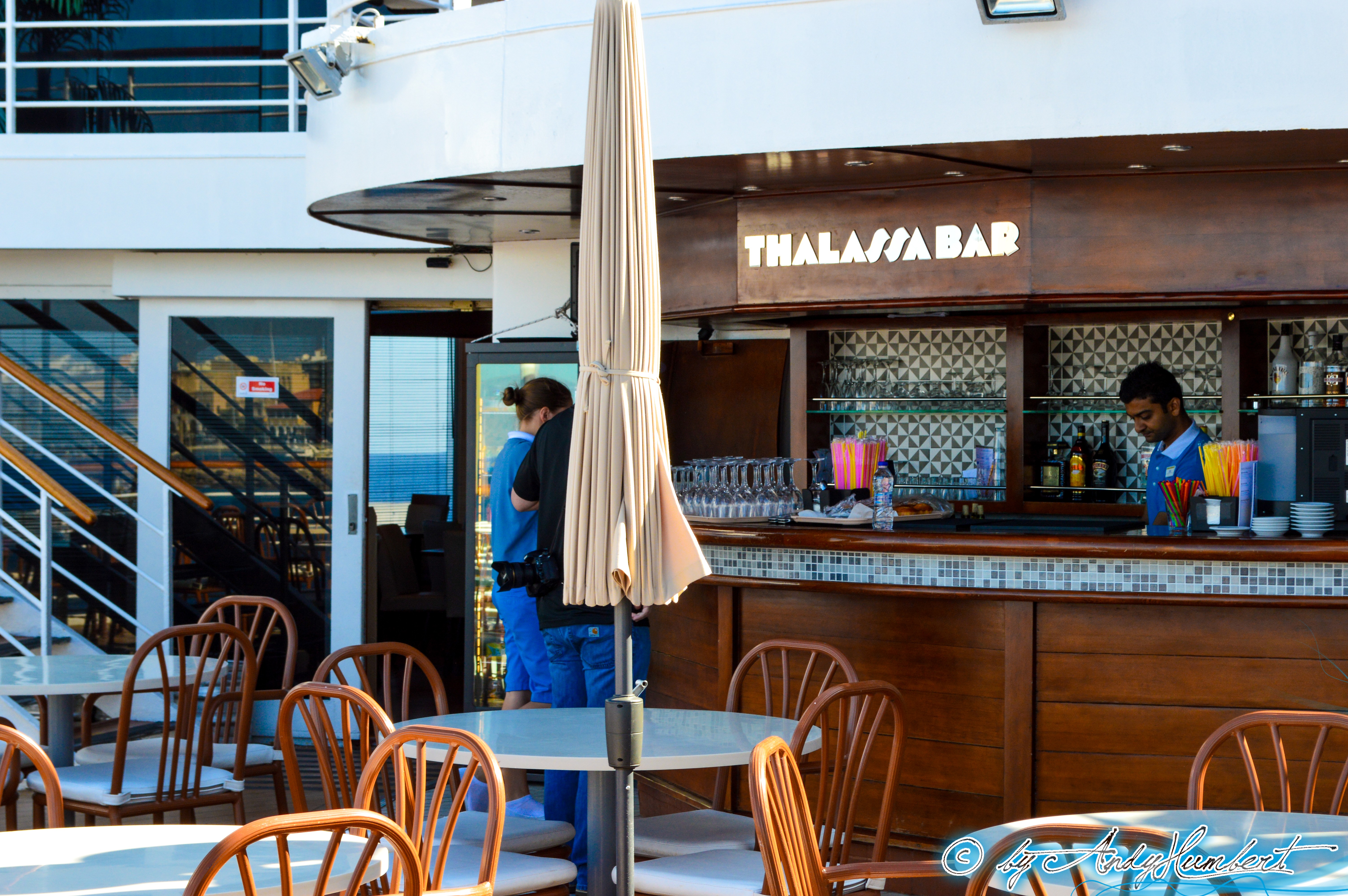 Thalassa Bar (pont 6 Venus)