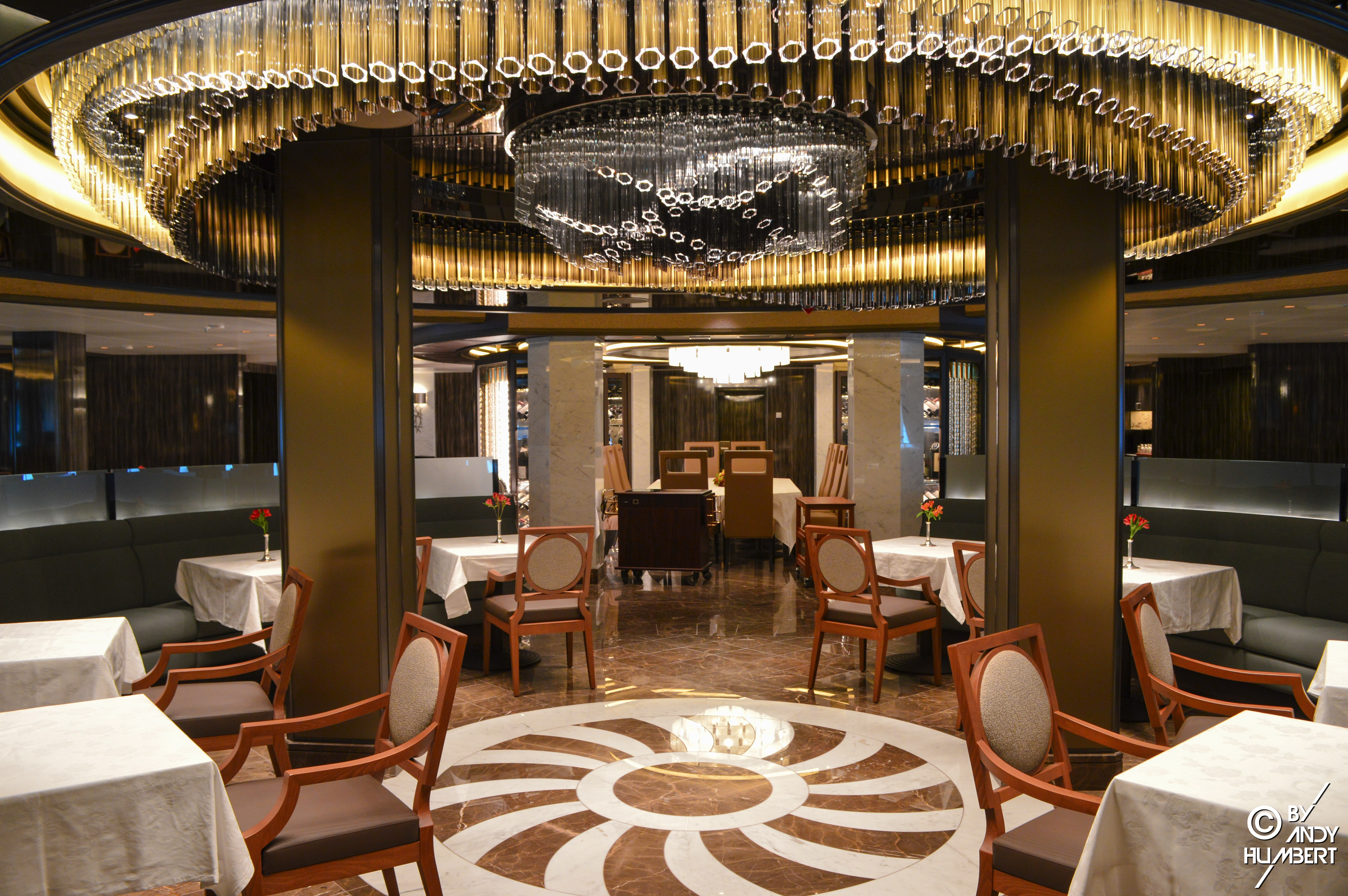 Soleil Dining Room (pont 5 Plaza)
