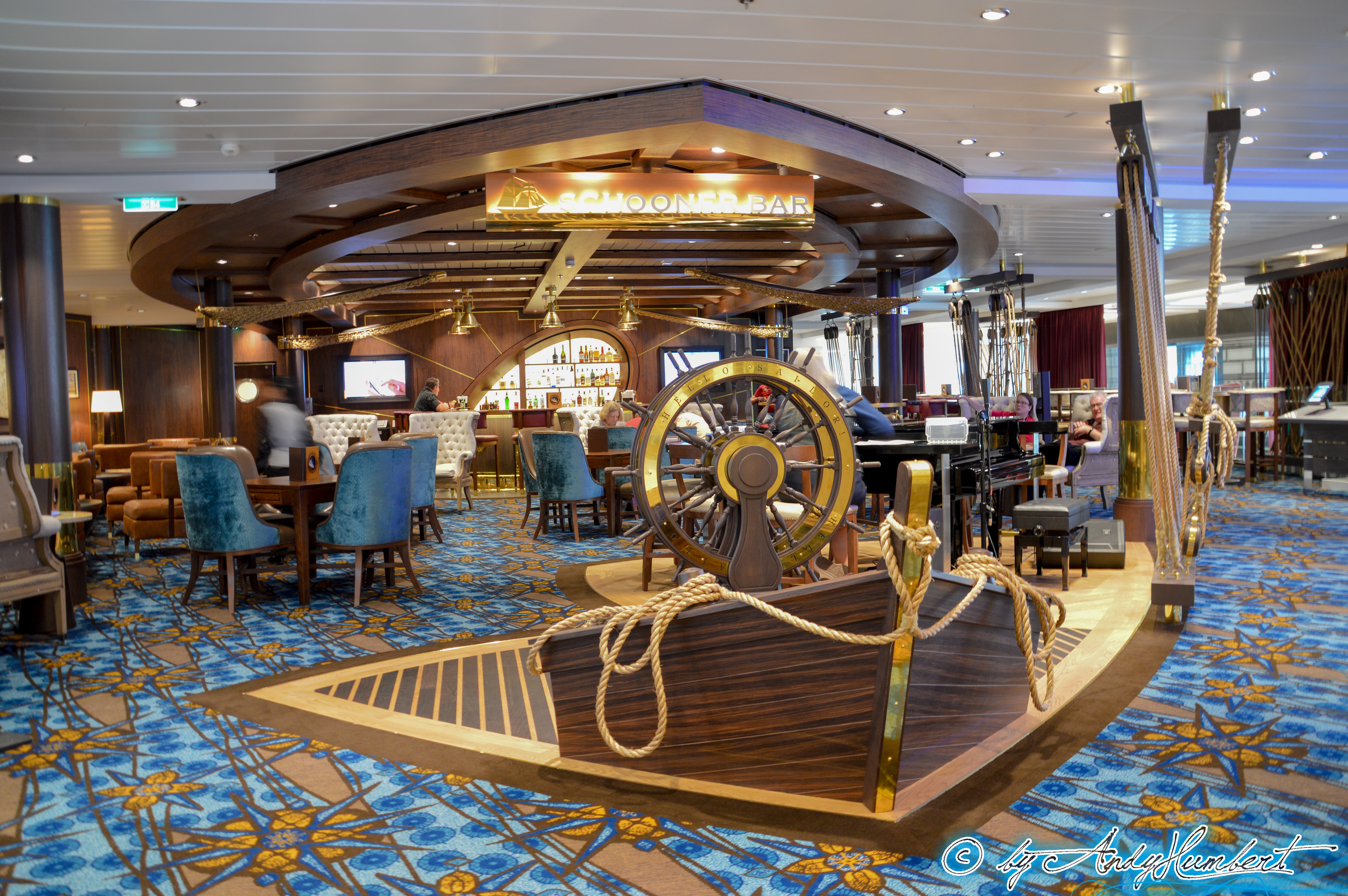 Schooner Bar (pont 5)