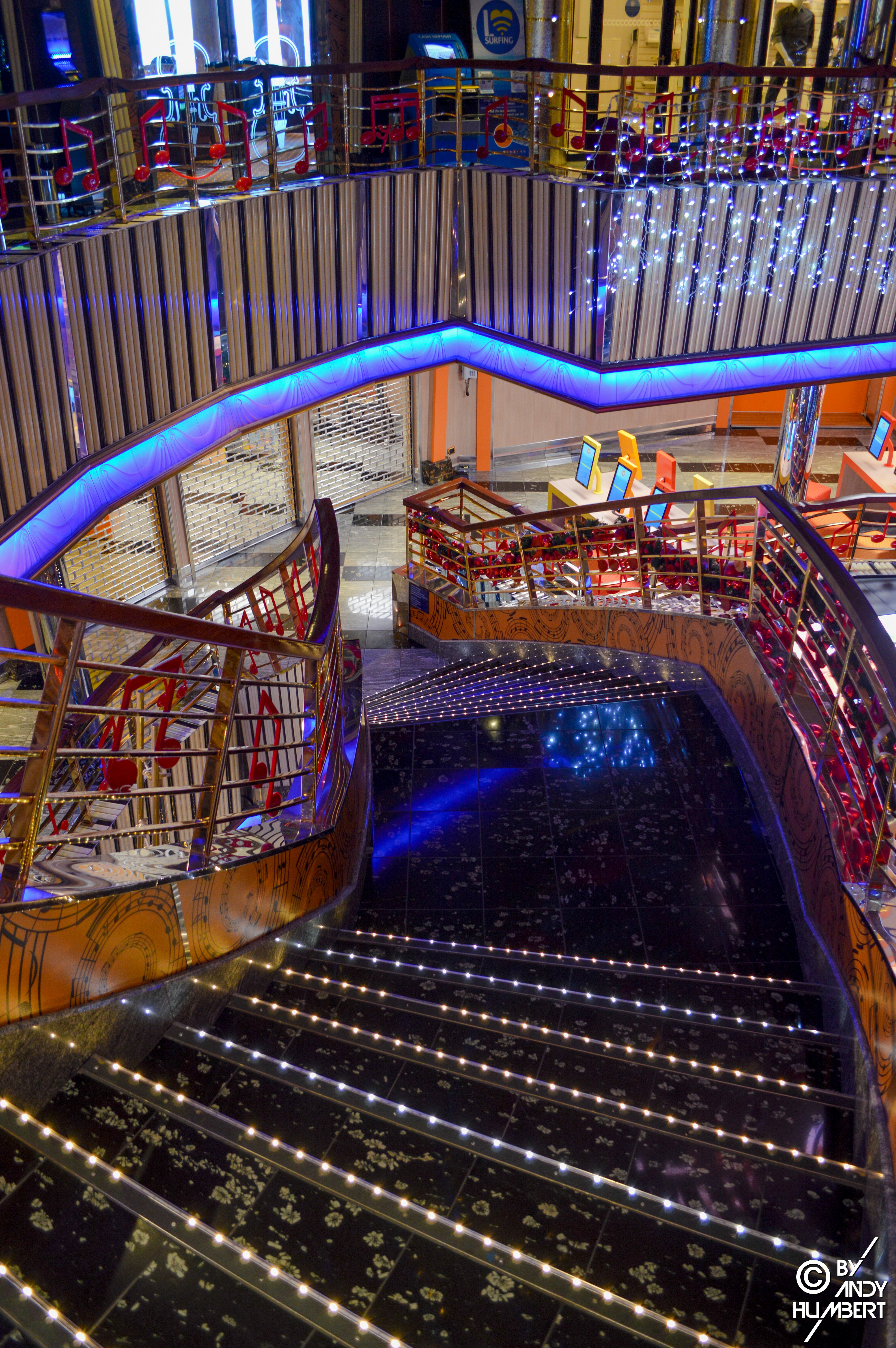 Atrium Welcome (ponts 3 à 12)