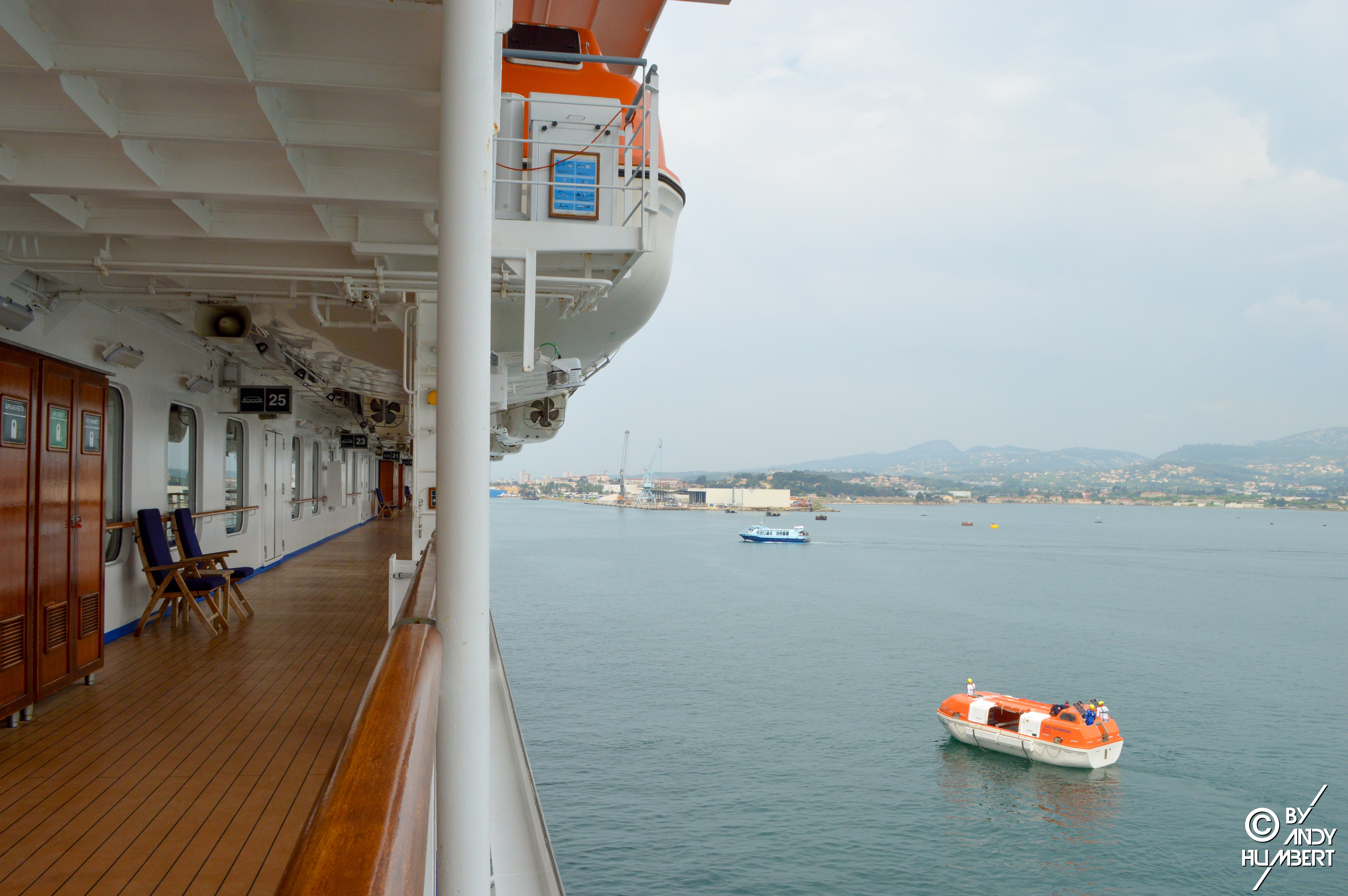 Promenade Deck (ponts 7 & 8)