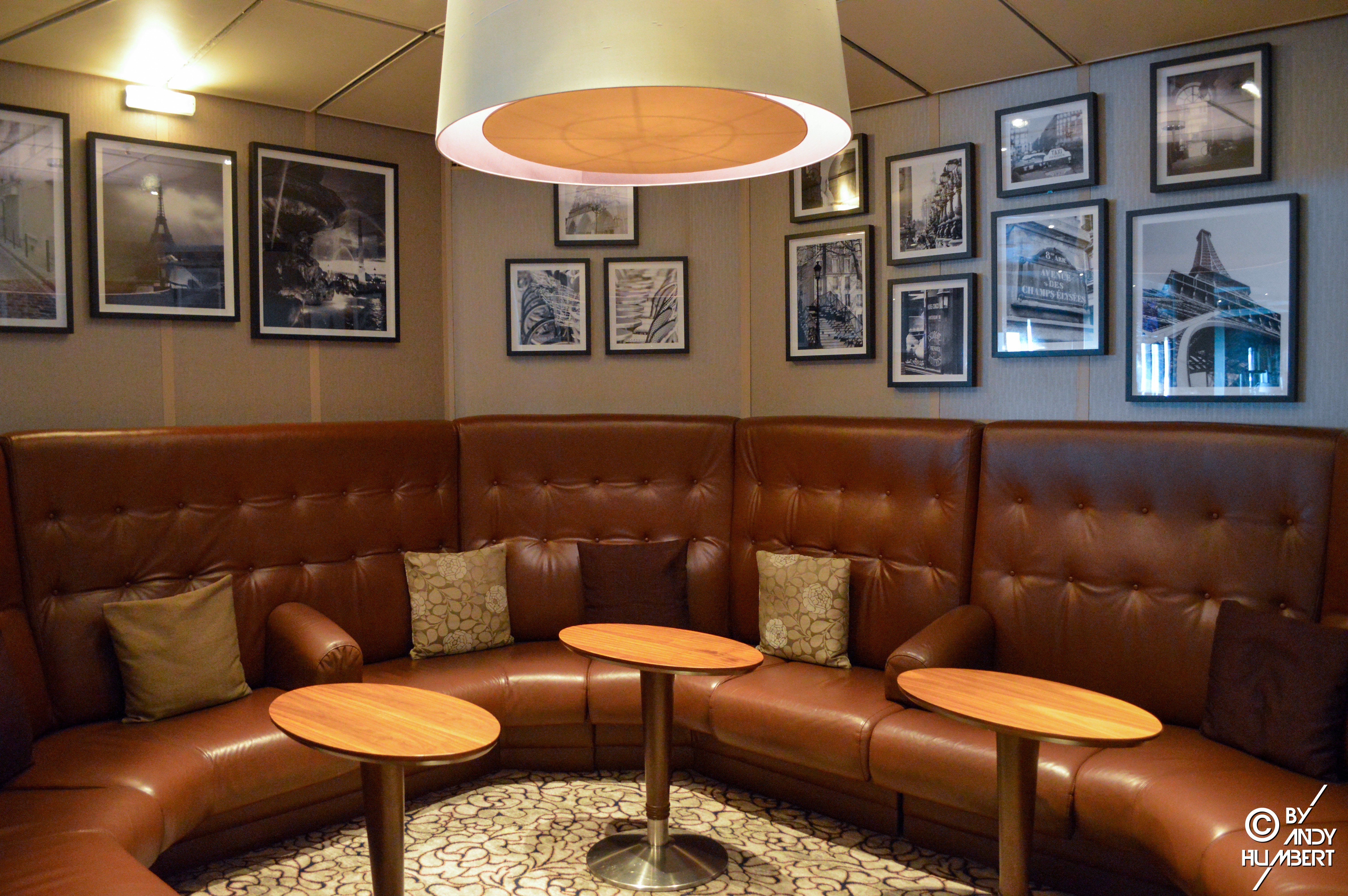 Le Club (pont 7)