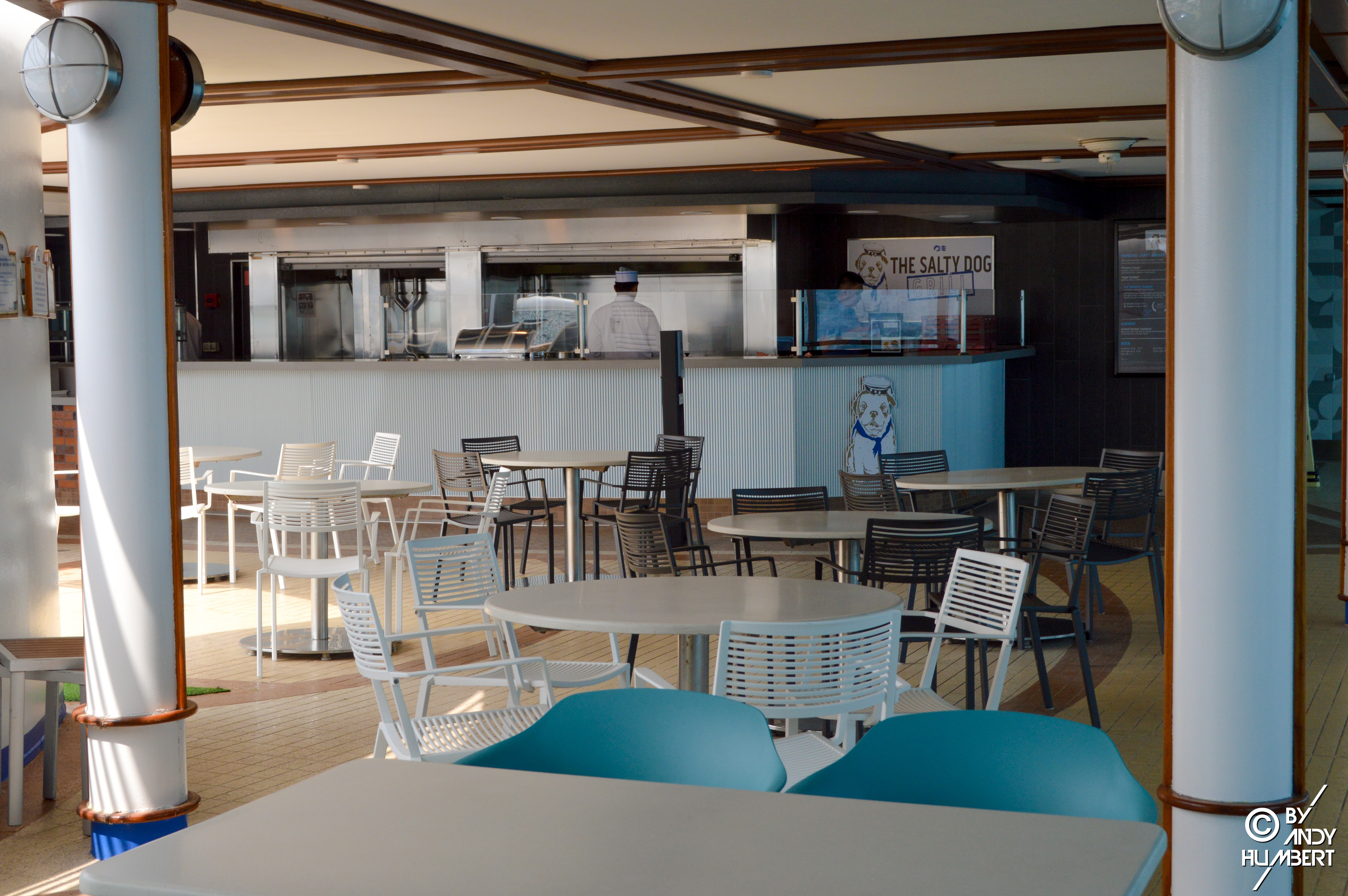 The Salty Dog Grill (pont 15)