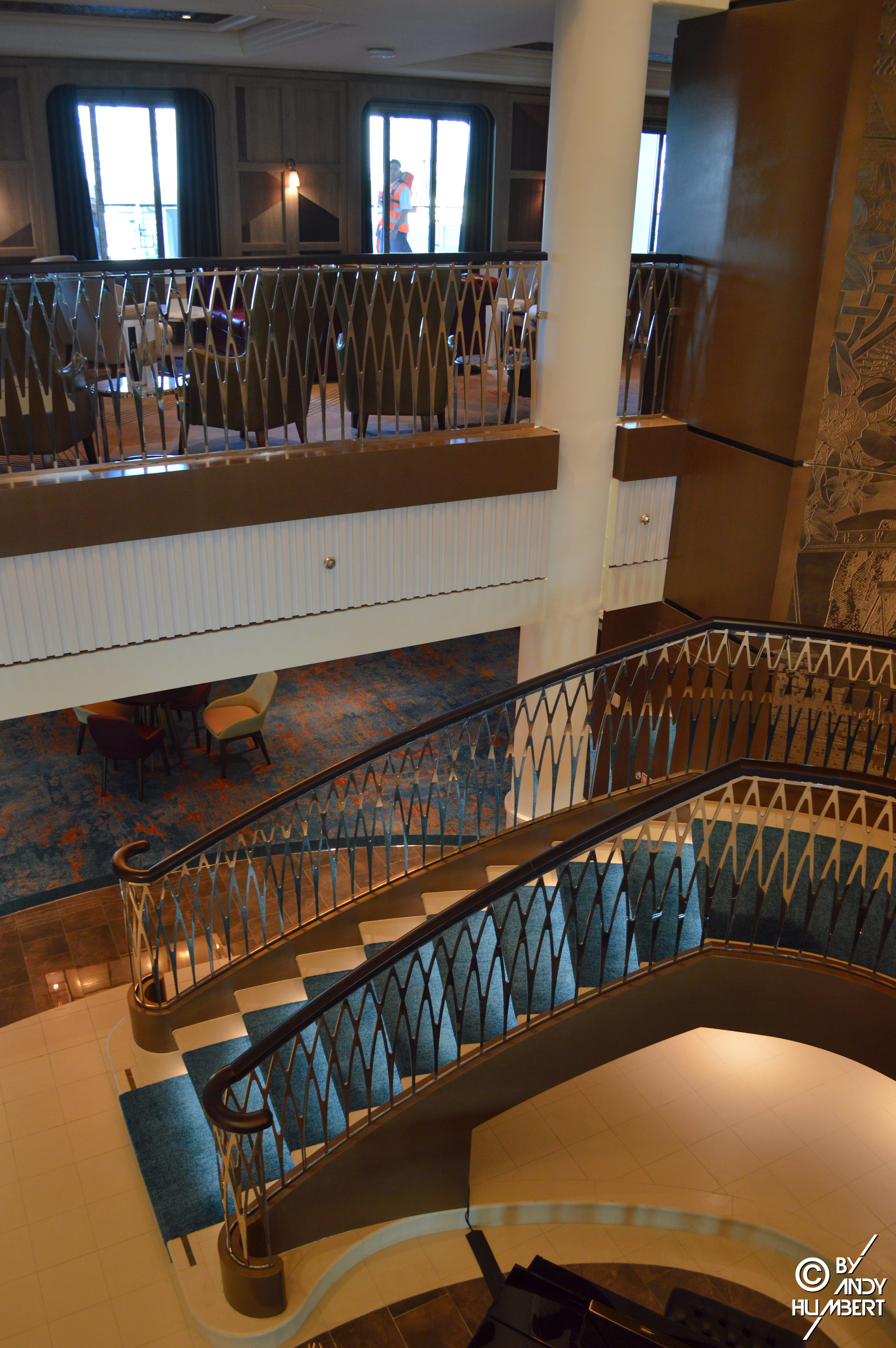 The Living Room (Main deck)