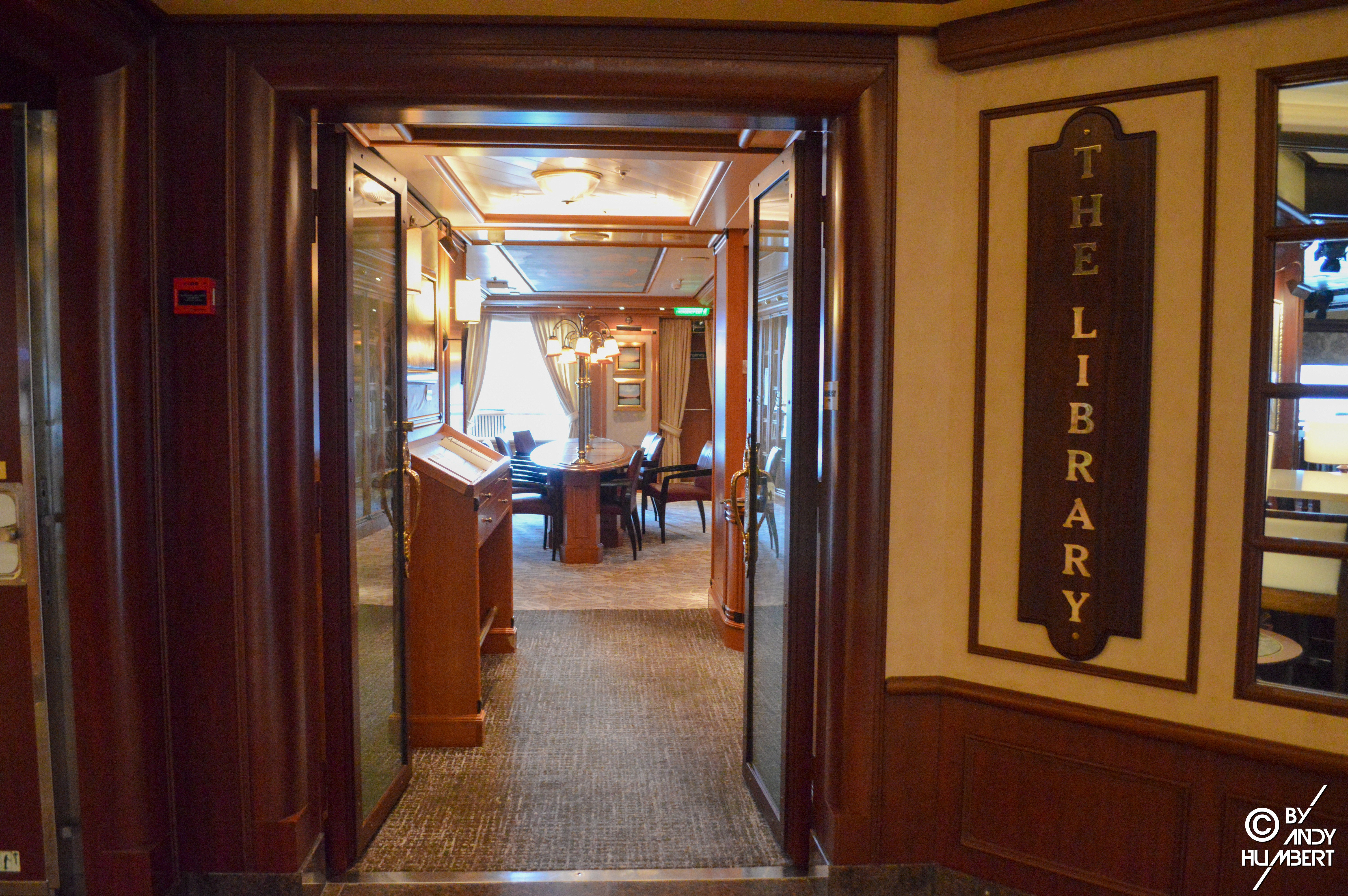 The Library (pont 7)