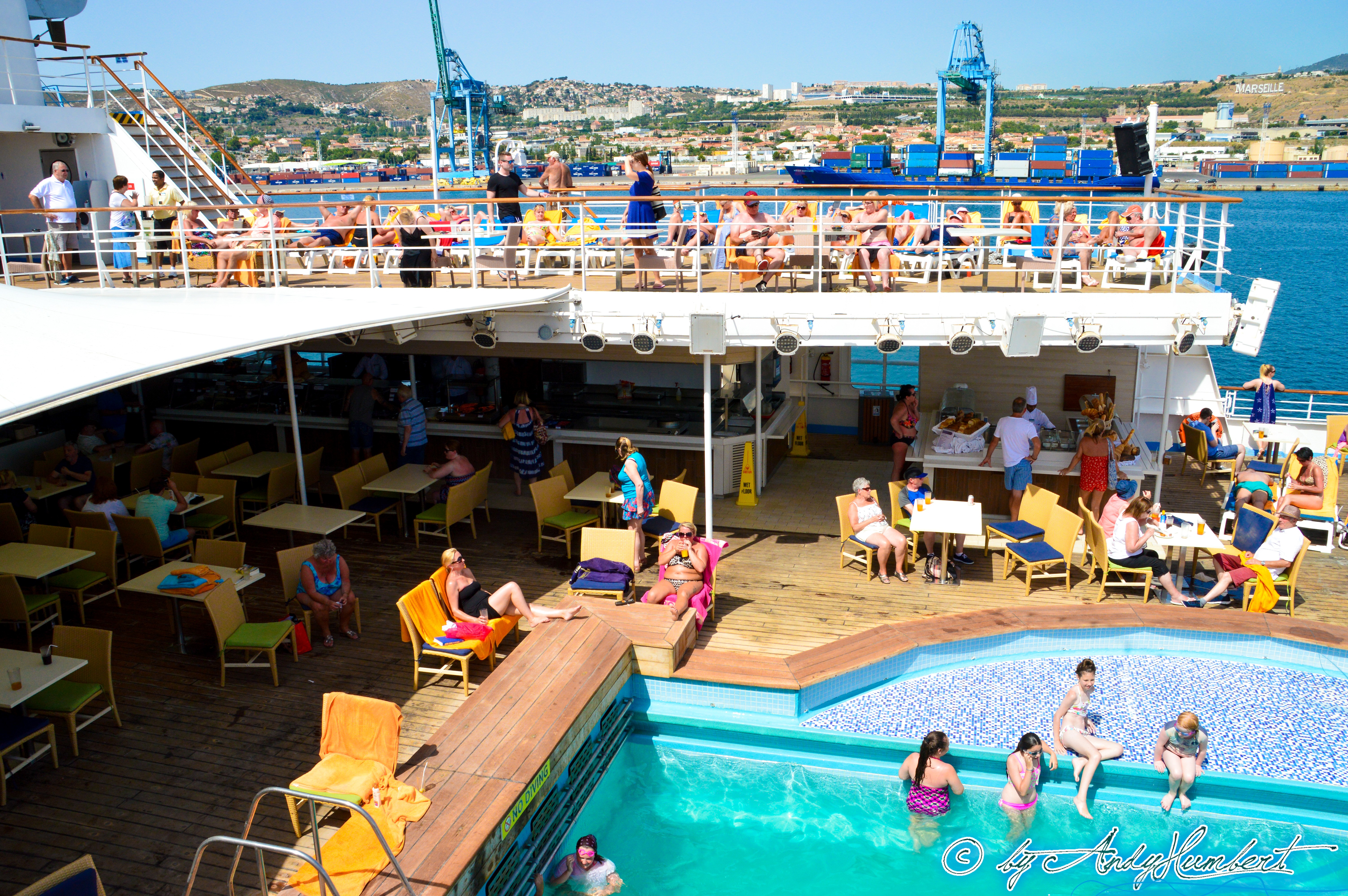 Piscine du Lido (pont 5)