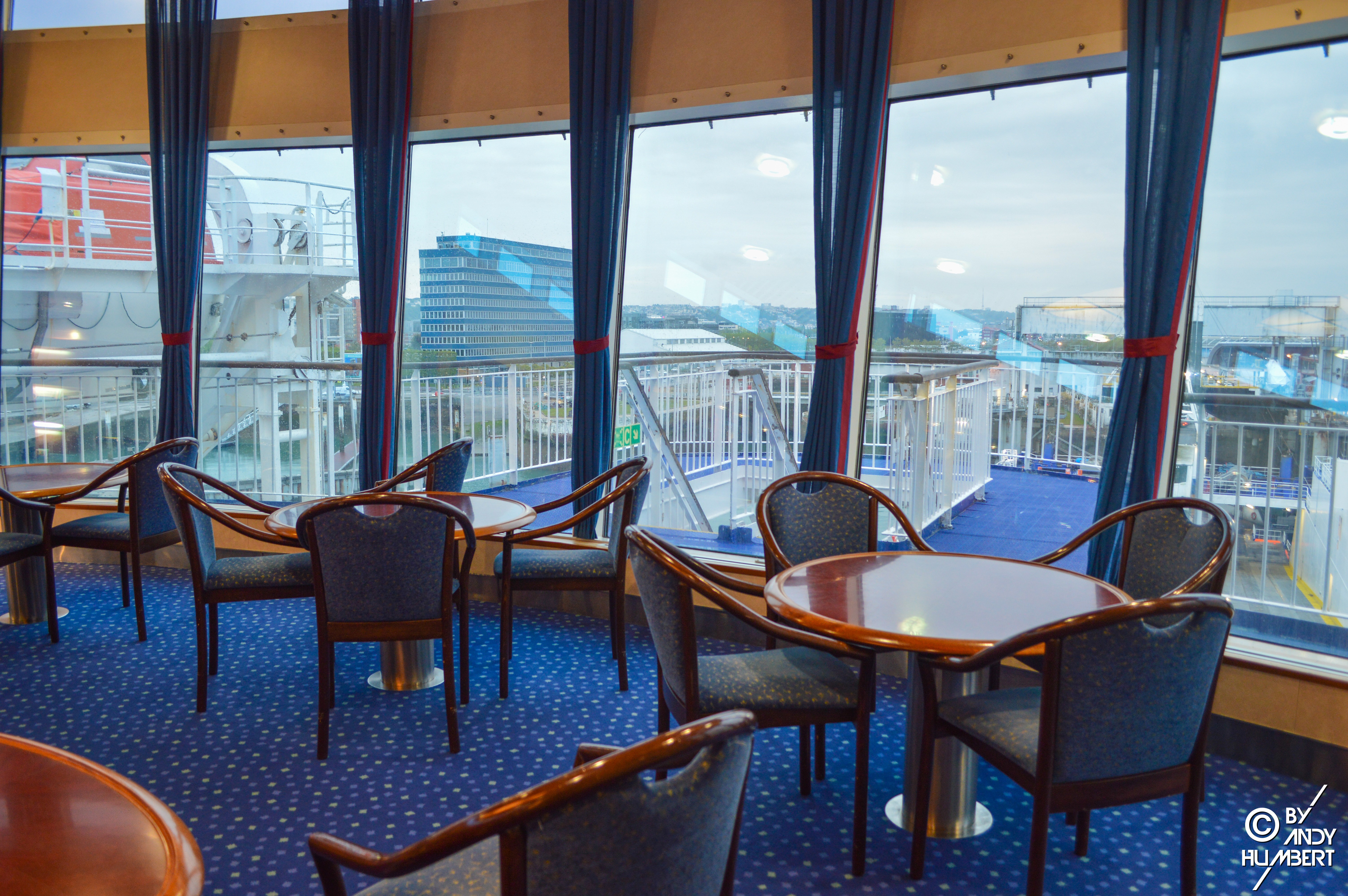 Reading Lounge (pont 10)