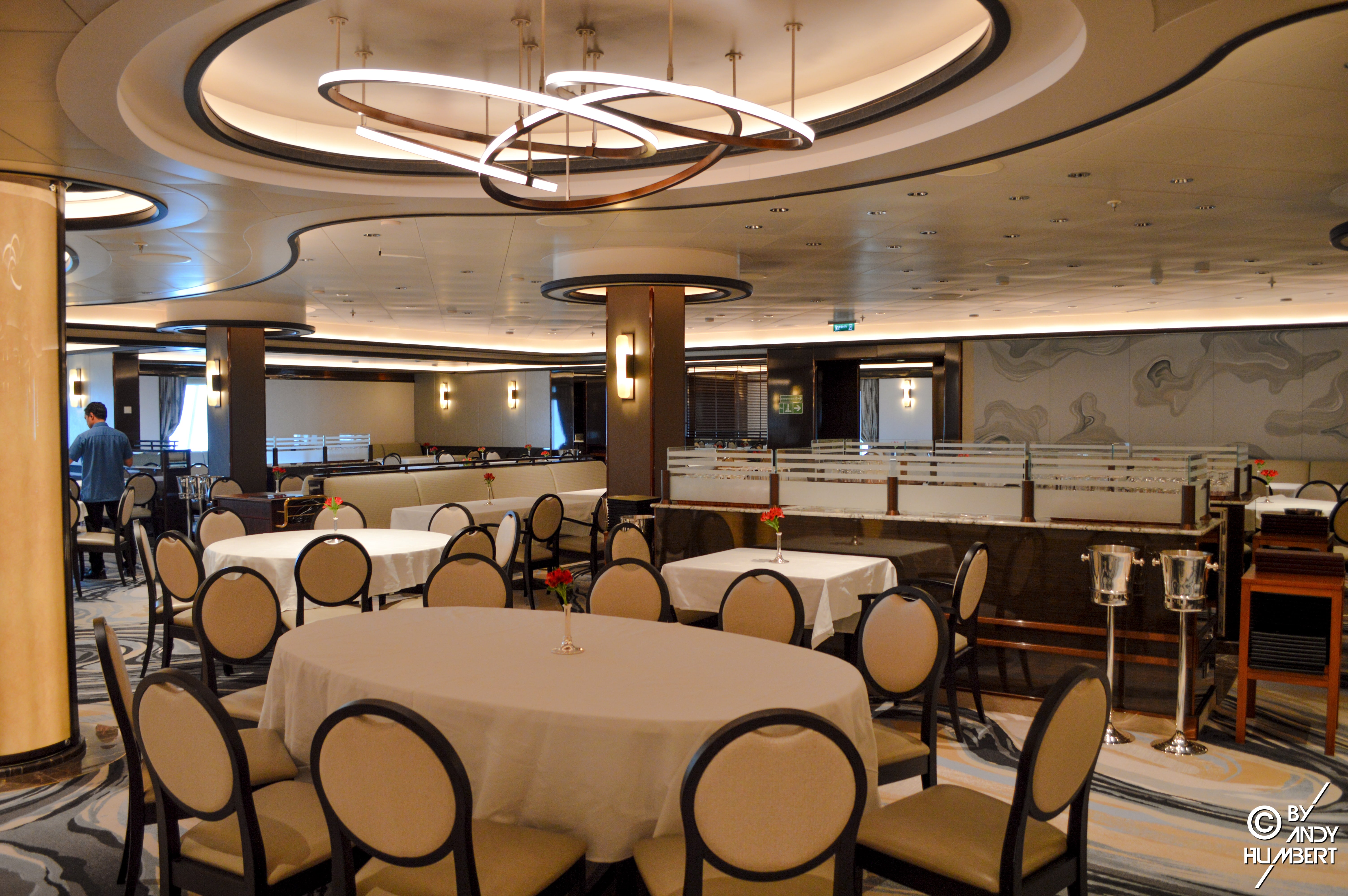 Cielo Dining Room (pont 6 Fiesta)