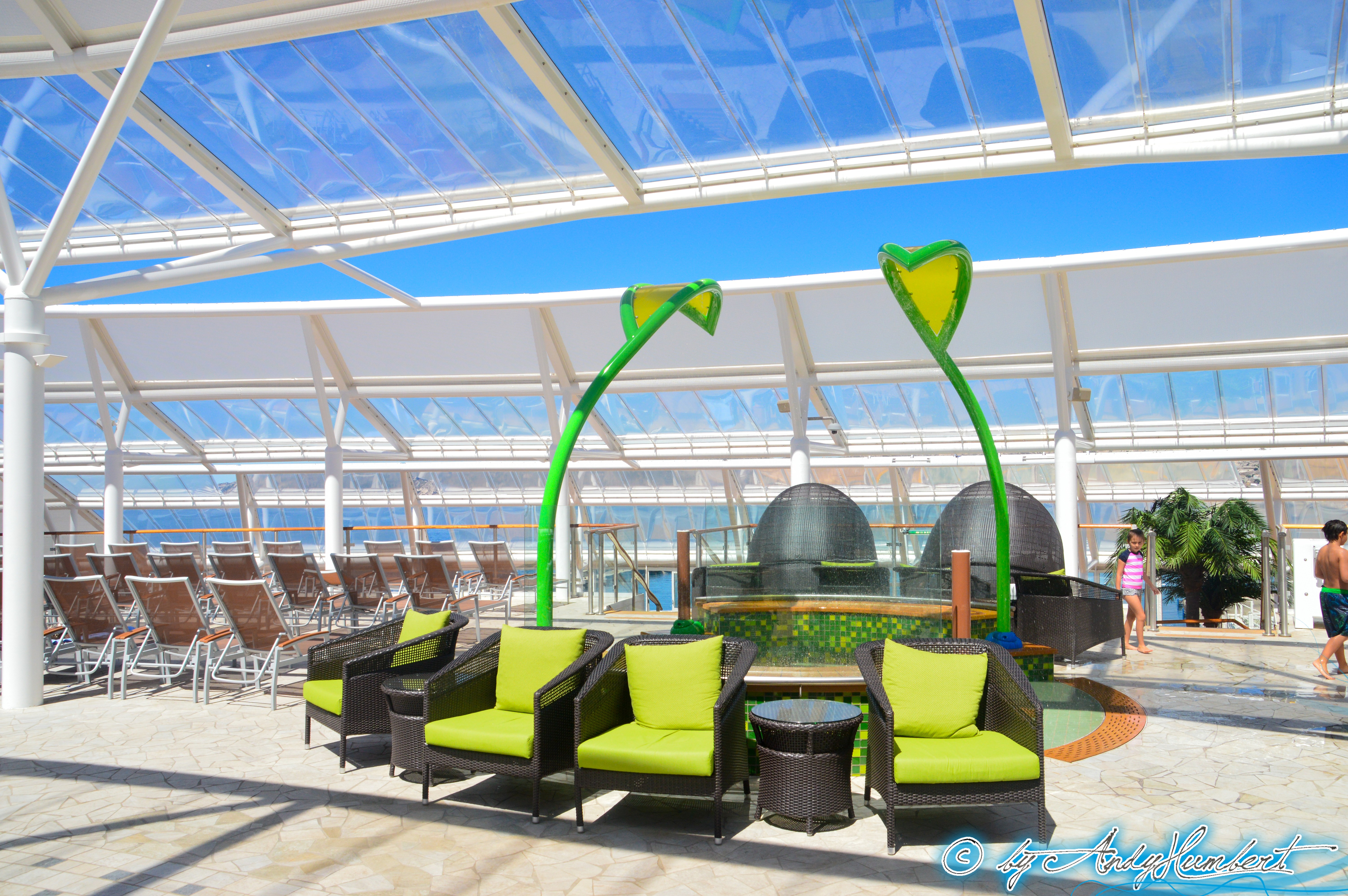 Solarium (ponts 14, 15 & 16)