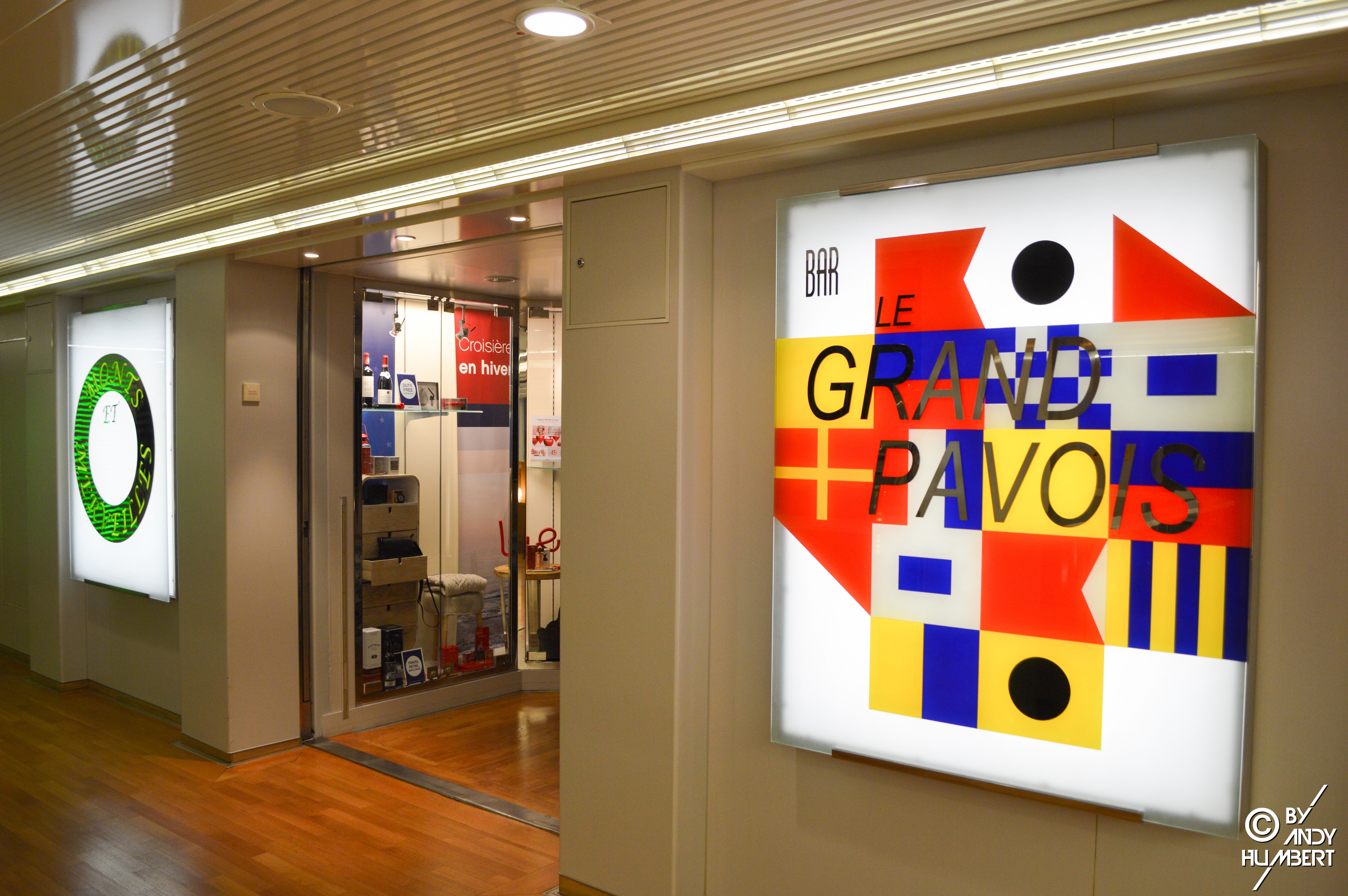 Le Grand Pavois (ponts 8 & 9)