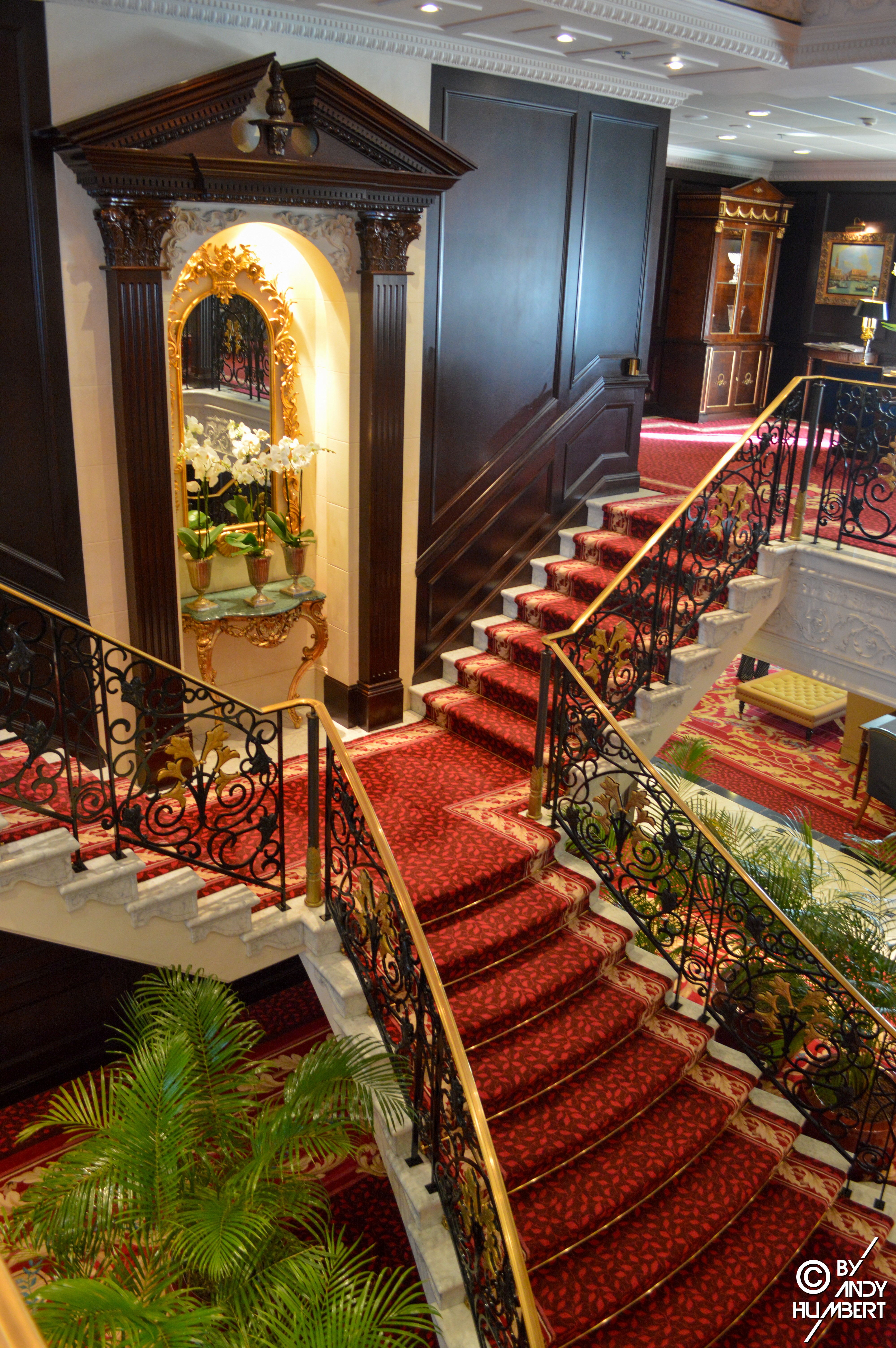 Reception Hall (ponts 4 et 5)
