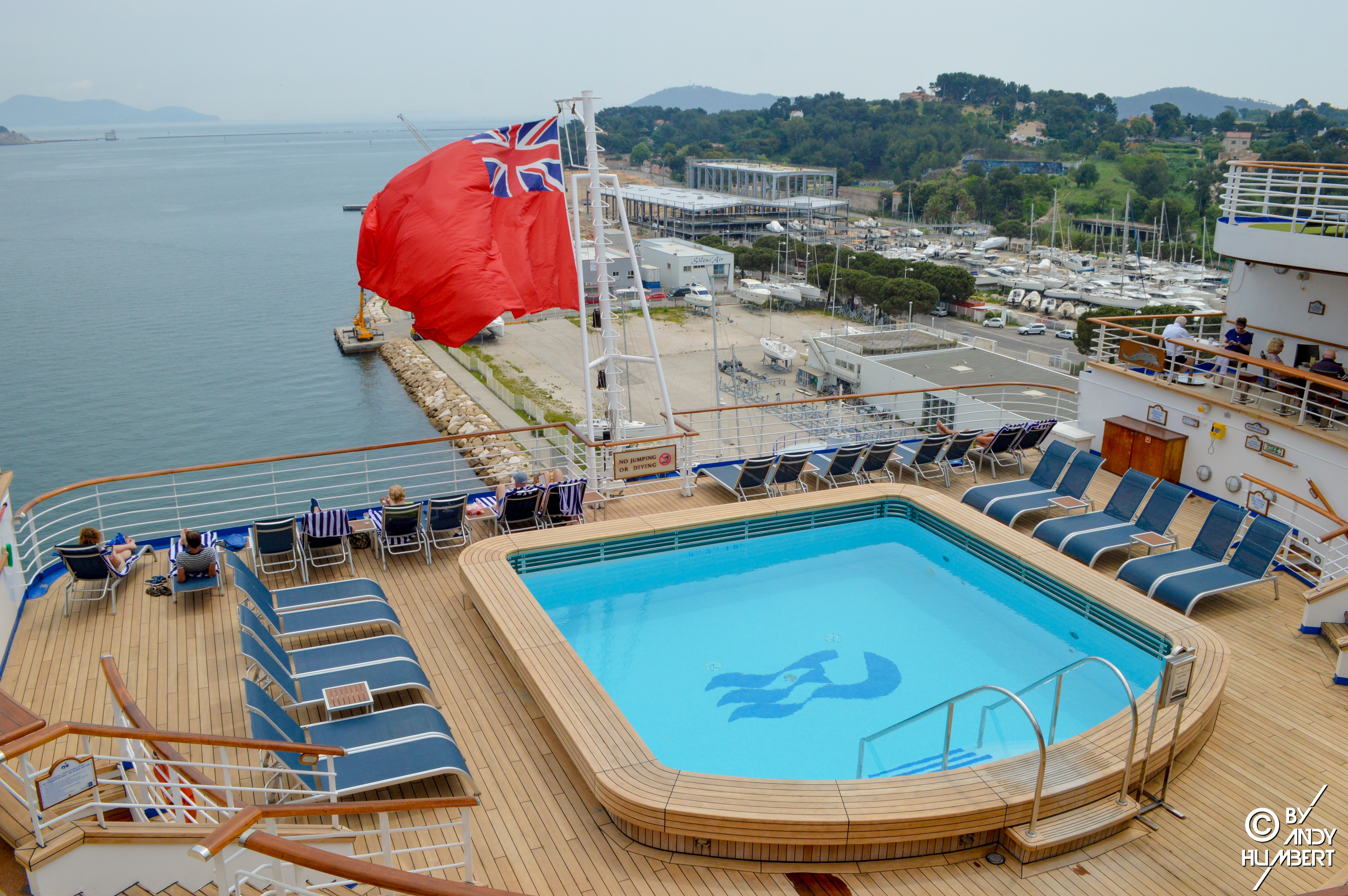 Terrace Pool (pont 14)