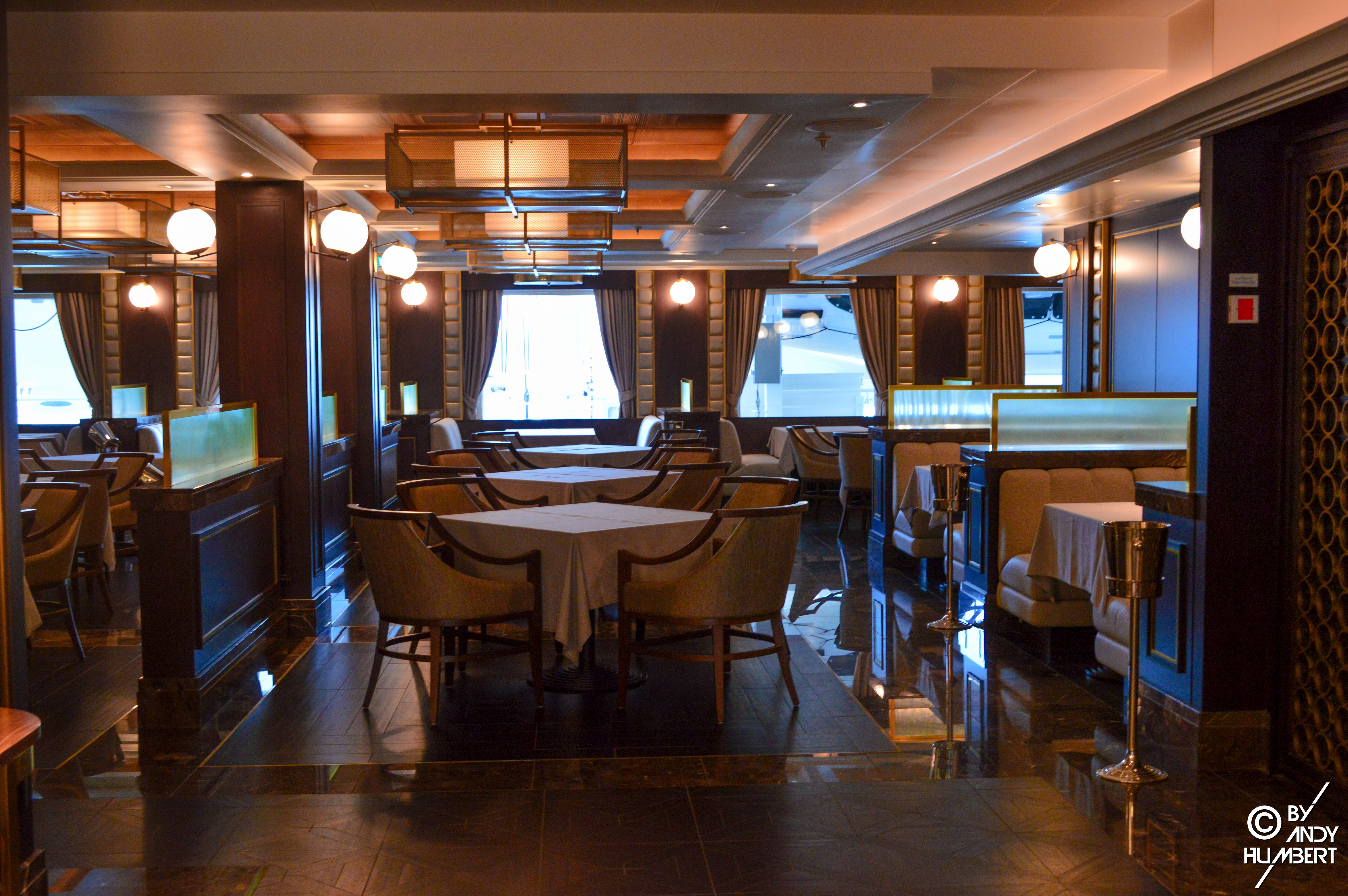 Crown Grill (pont 7 Promenade)