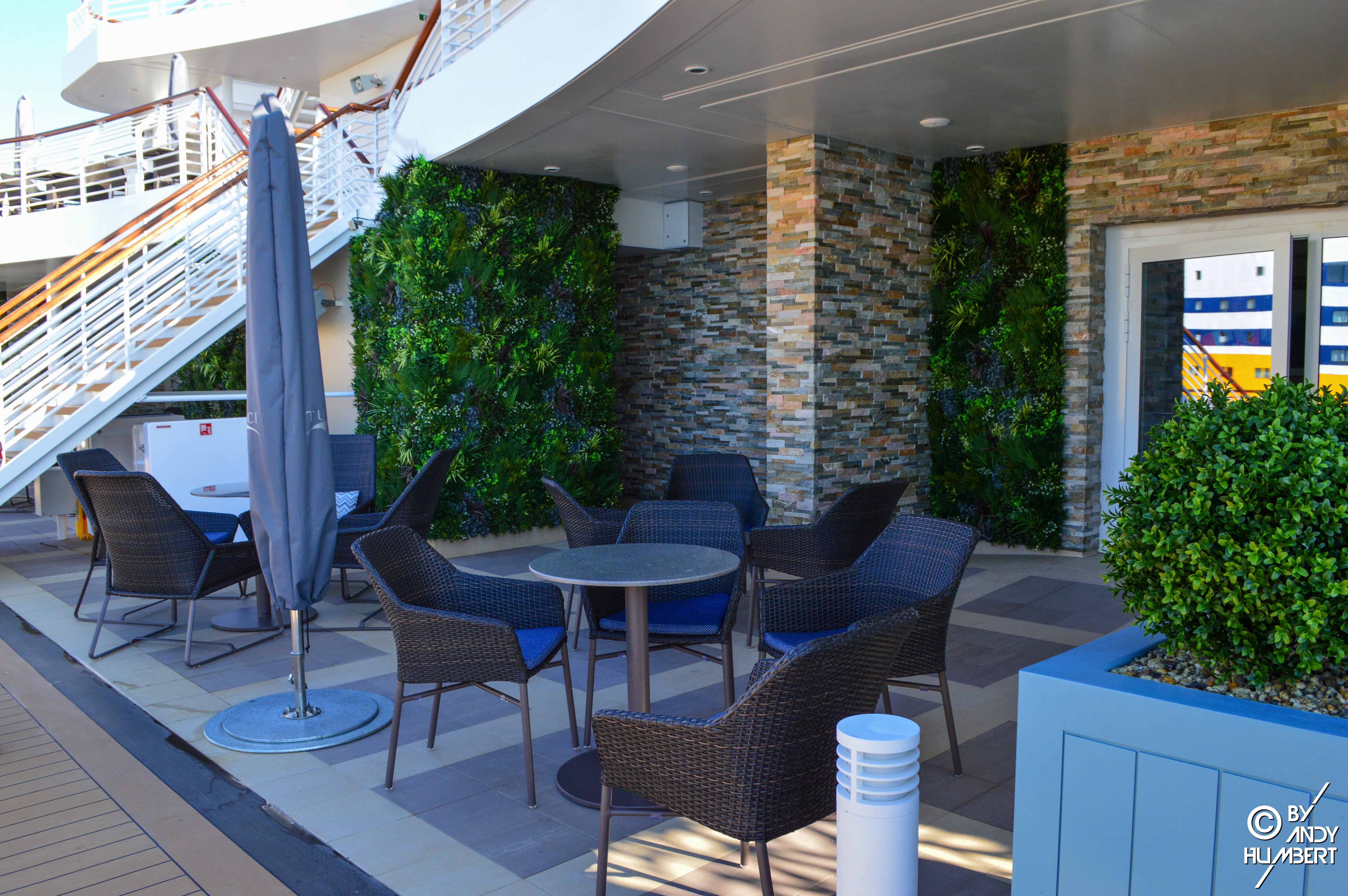 The Terrace (Promenade & E decks)