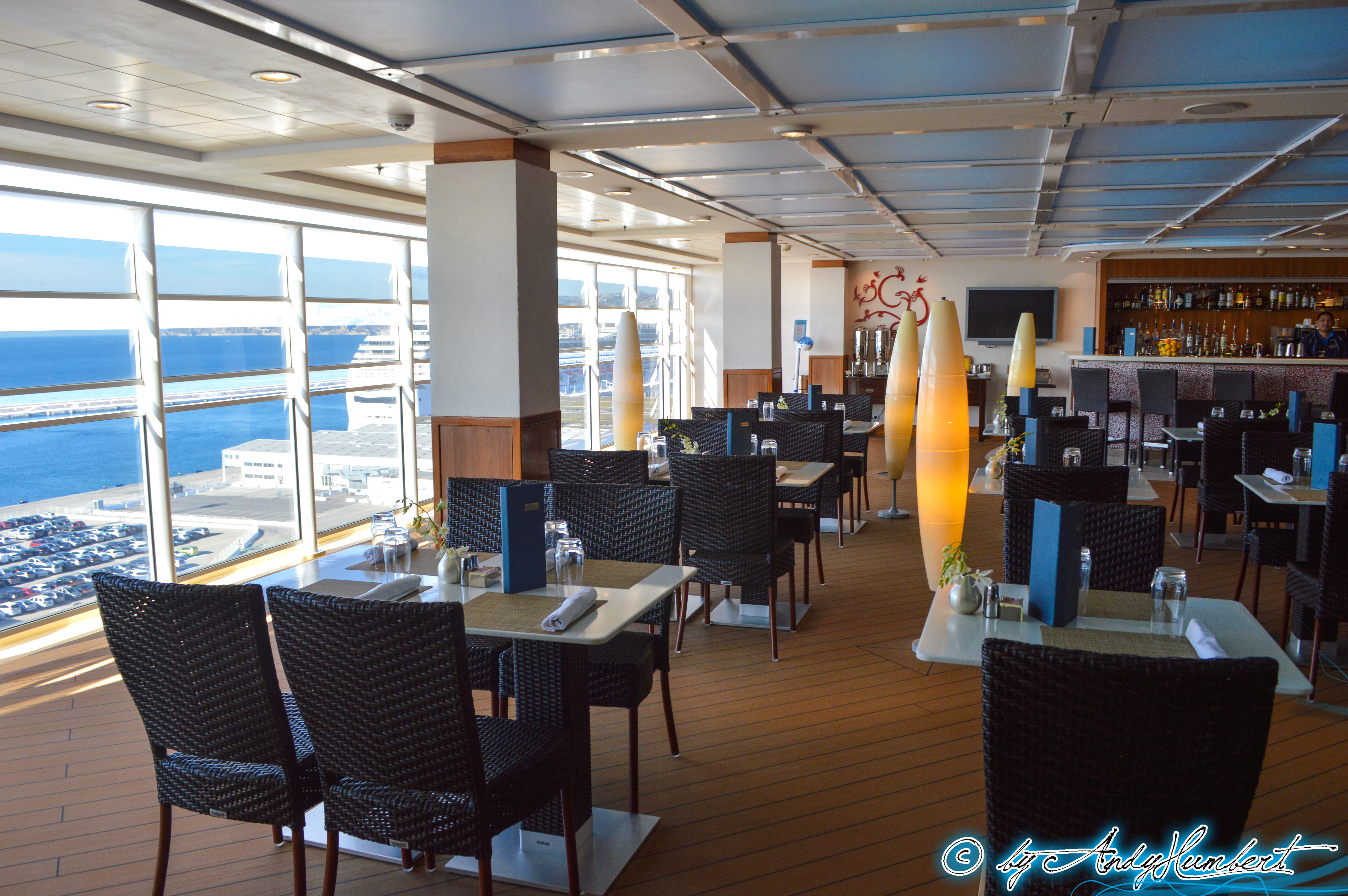 The Courtyard Grill (pont 16)