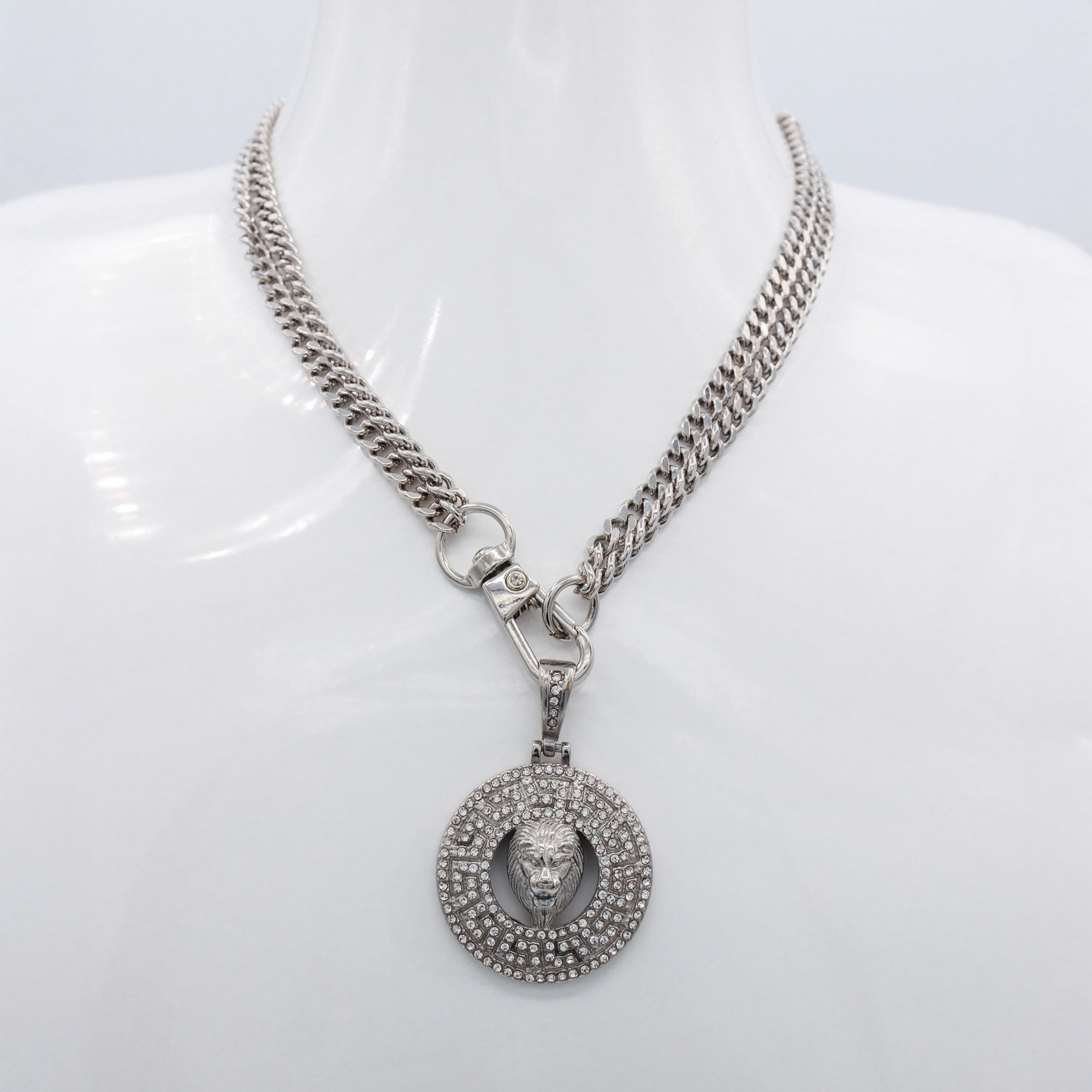 Raya Necklace Silver