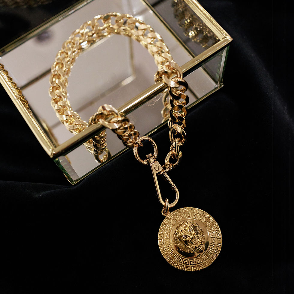 Thumbnail: Jessica Lion Necklace Gold