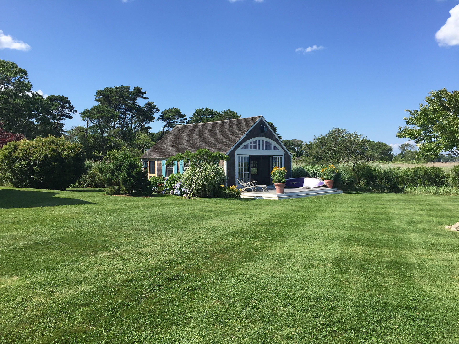 Landscape Services in the Hamptons I GreenField Landscapers I New York
