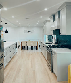 6BE2F596-4B9C-47E9-898B-748A839E2E16