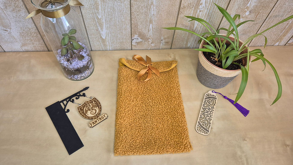 Protège livres orange à ruban- box littéraires personnalisées