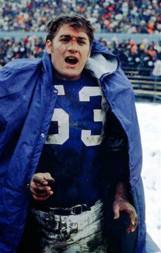 Il riconoscimento della Hall of Fame arriva un po' tardivo nel 2015, ma a presentarlo e a parlare dal podio c'è il compagno di sempre Tarkenton.