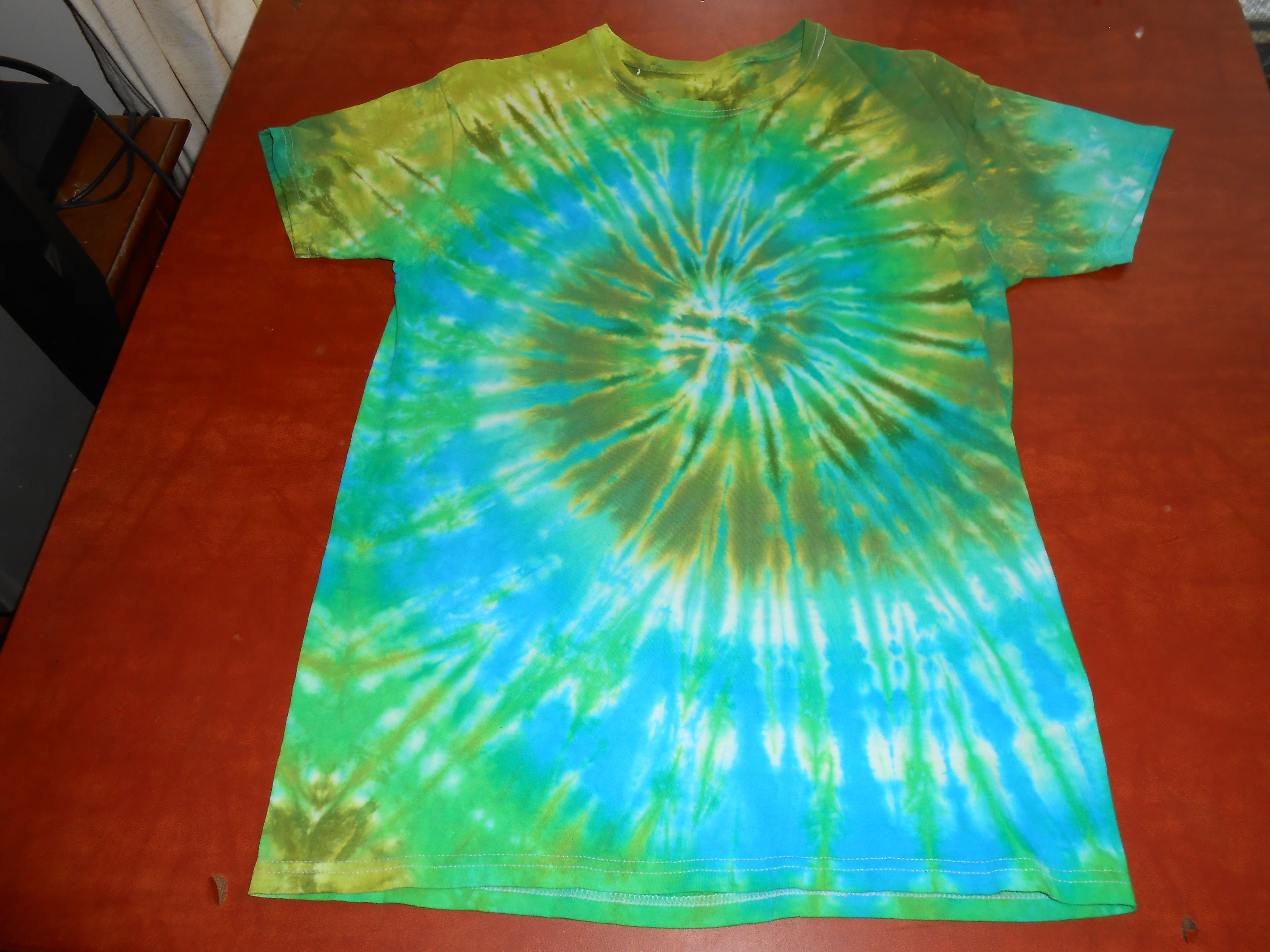 Multi Green Spiral Medium