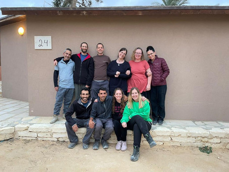 שכבת י"א בטיול שנתי במצפה רמון והסביבה