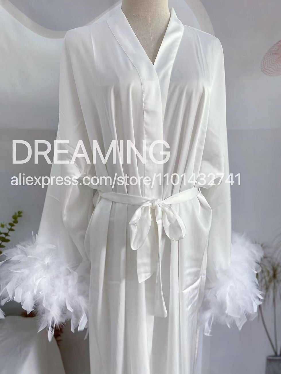 Miniature : Peignoir boudoir blanc en soie longue