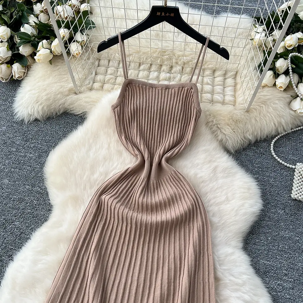Miniature : Robe longue plissée en maille, taille haute, robe midi à bretelles