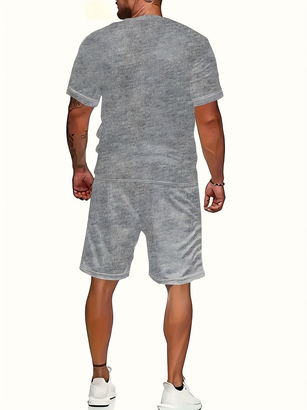 Thumbnail: Ensemble d’été pour homme avec  t-shirt et short