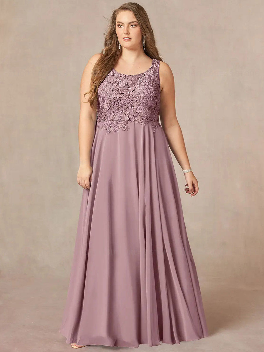 Thumbnail: Robe deux pièces grande taille pour mère de la mariée