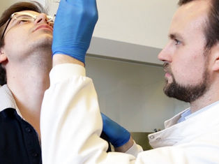 Nose bacteria insight paves the way for new meningitis vaccine