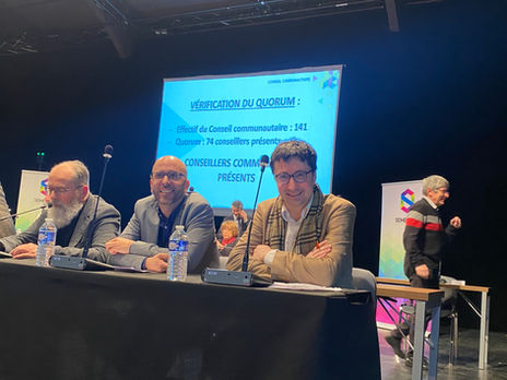Présentation des travaux du CoDev devant le conseil communautaire le 8 février 2024 - Le Bilan Intermédiaire du PLHI par Jean Le Pavec et Fabien Dages
