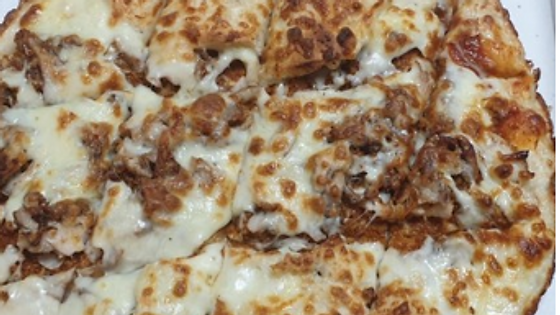 Chicken & Spicy Lamb Fatayer