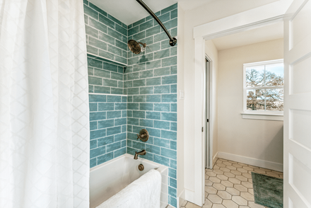 Leslie House - 24.png