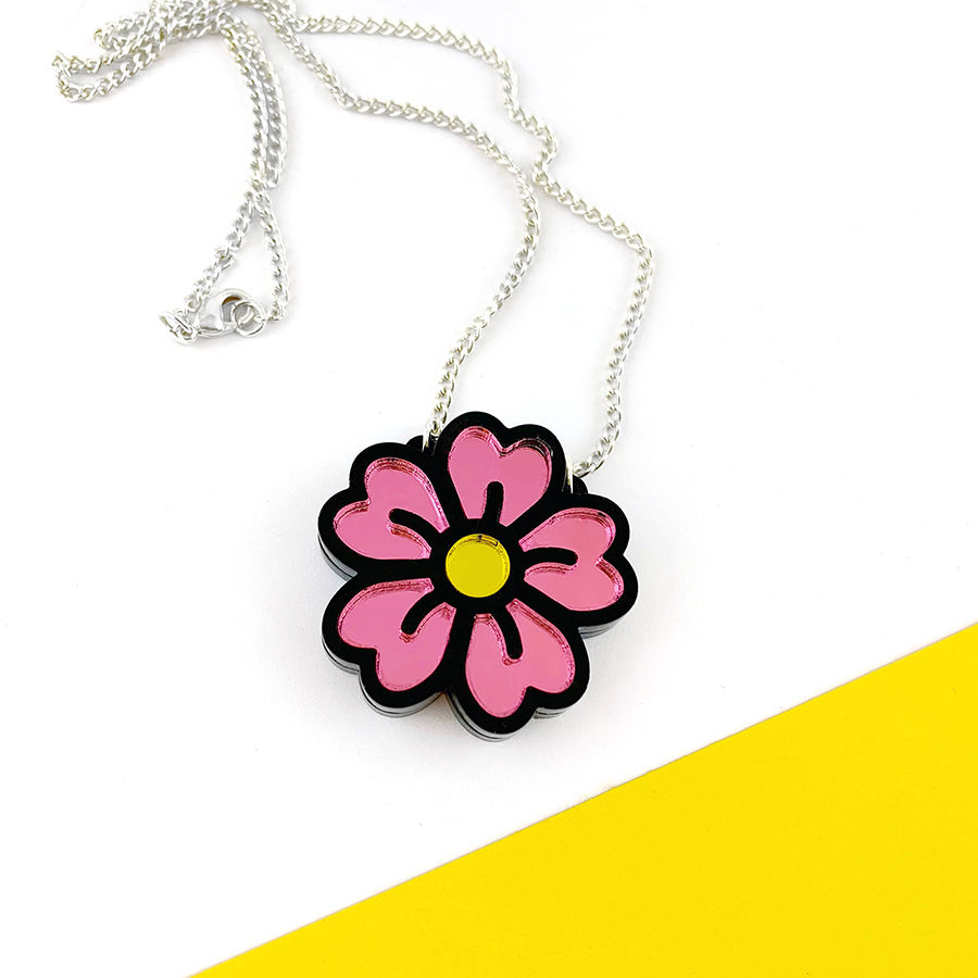 Thumbnail: Pink flower necklace 