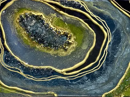 Creating Stunning Resin Geode Art with Meyspring Pigments