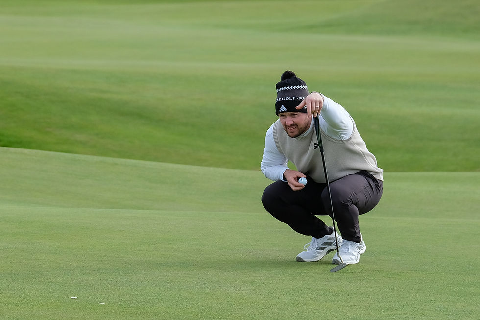 Connor Syme lines up a putt during the 2026 Alfred Dunhill Links Championship Matt Hooper