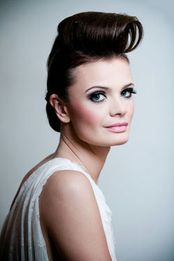 Editorial Carol Nasser