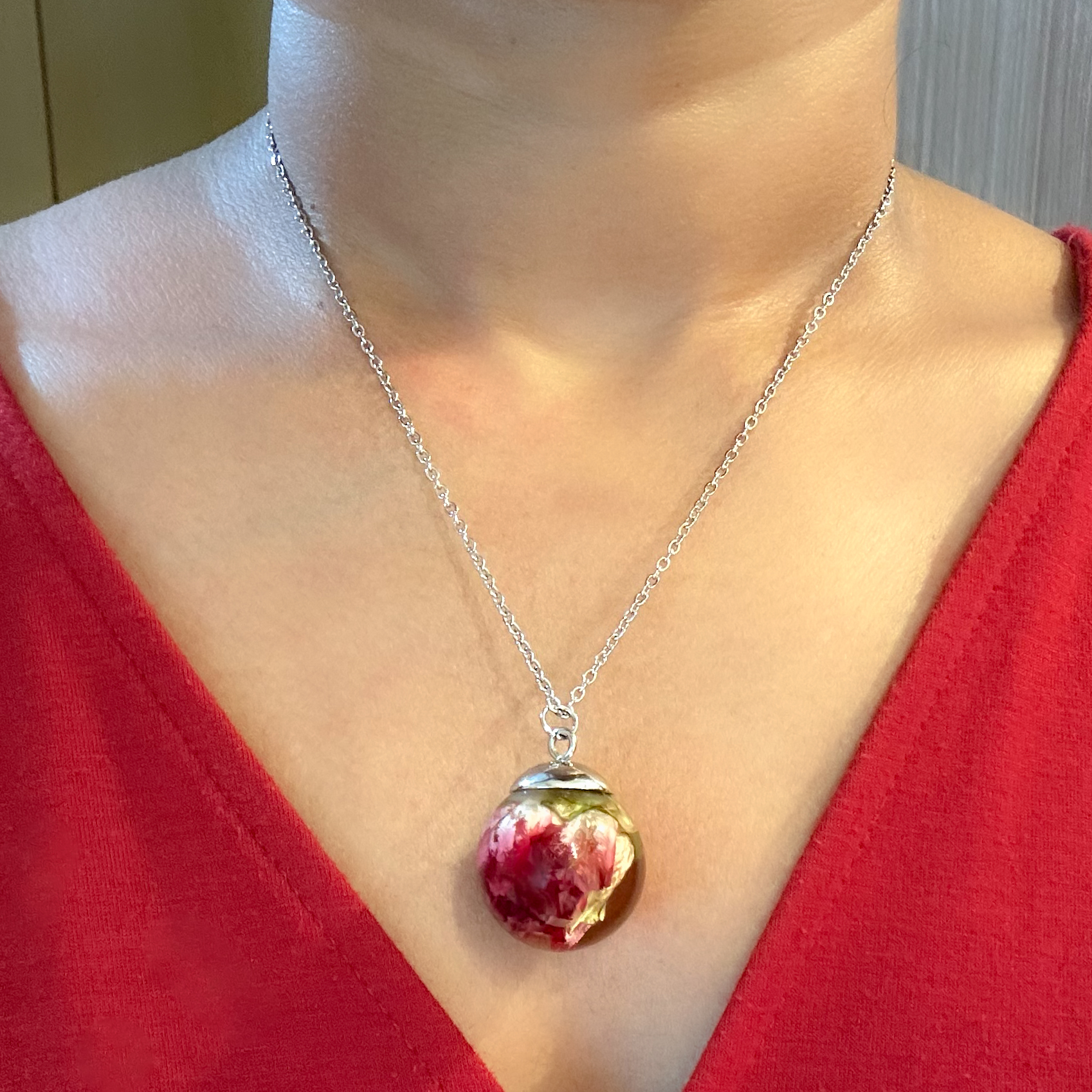 Preserved Red Rose Flower Pearl Necklace