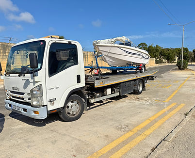 BOAT-TOWING-MALTA-SUPERROADASSISTANCE