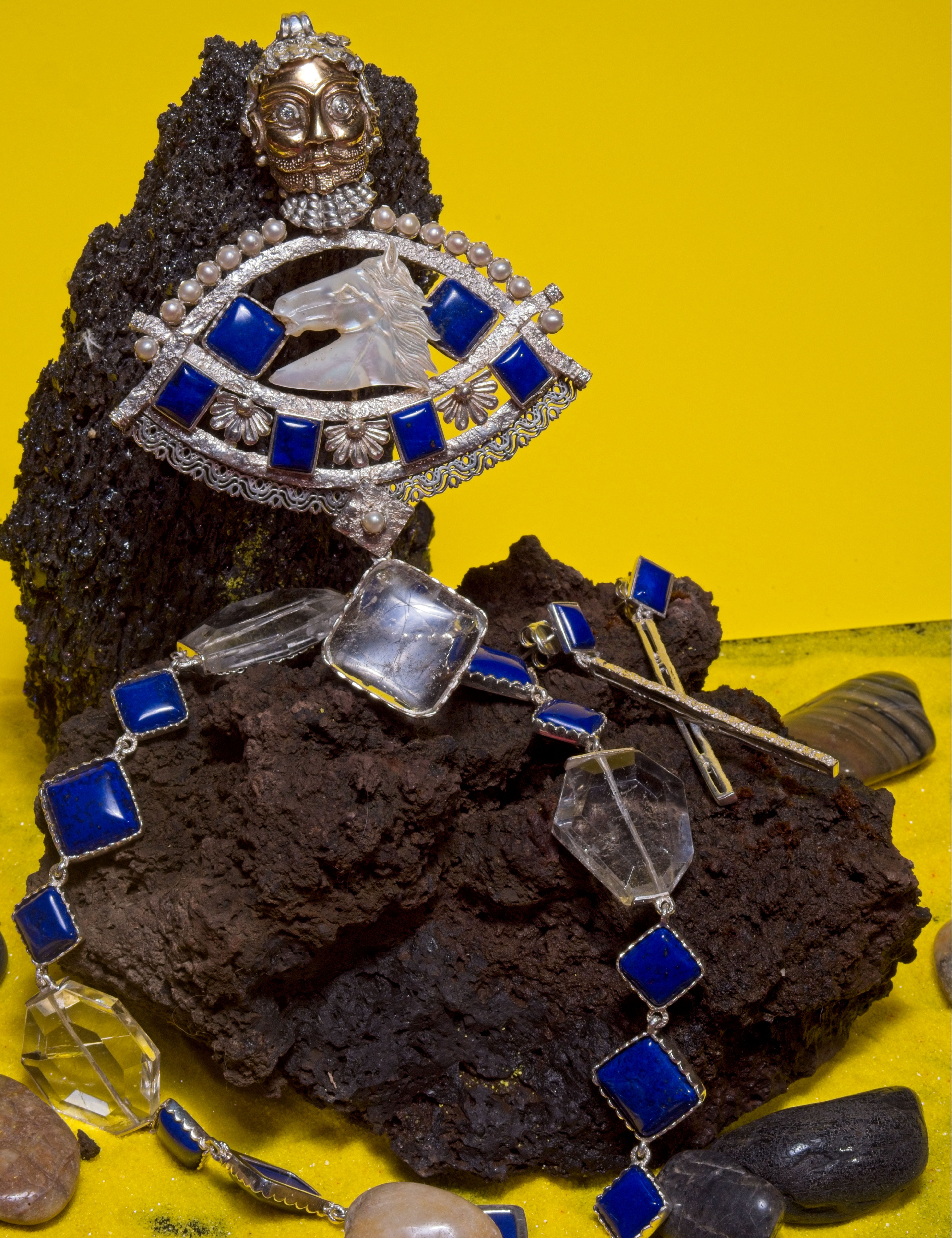 Ciondolo con collana