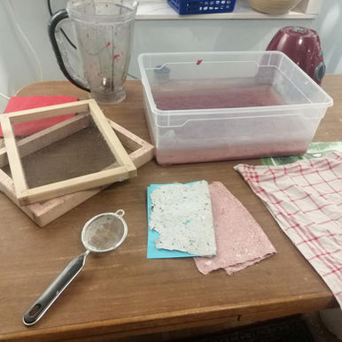 Anleitung Papier schöpfen - Papier selber machen aus Altpapier - BNE mit Kindern